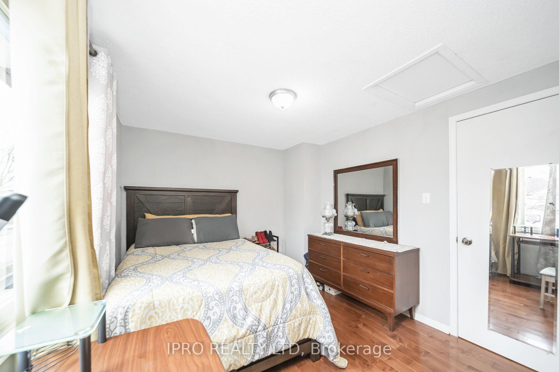 Photo 34 of 101 Timber Mill Avenue, Whitby, Williamsburg — HOMEH