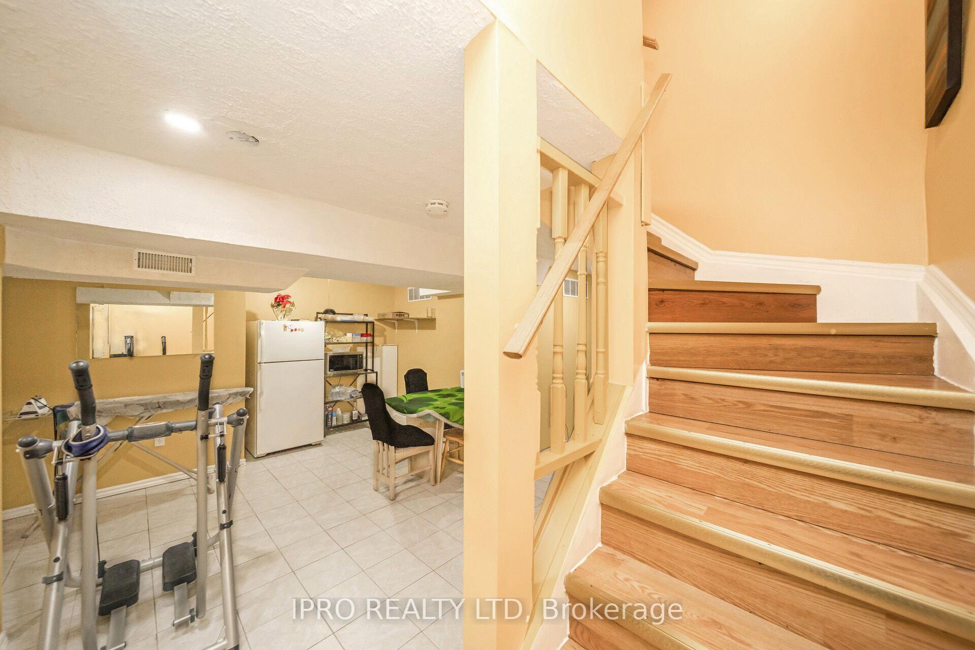 Photo 47 of 101 Timber Mill Avenue, Whitby, Williamsburg — HOMEH