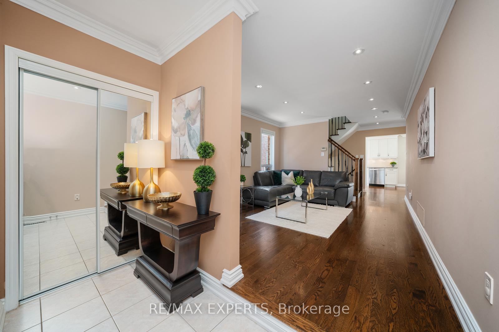 Photo 16 of 182 Alba Avenue, Vaughan, Vellore Village — HOMEH