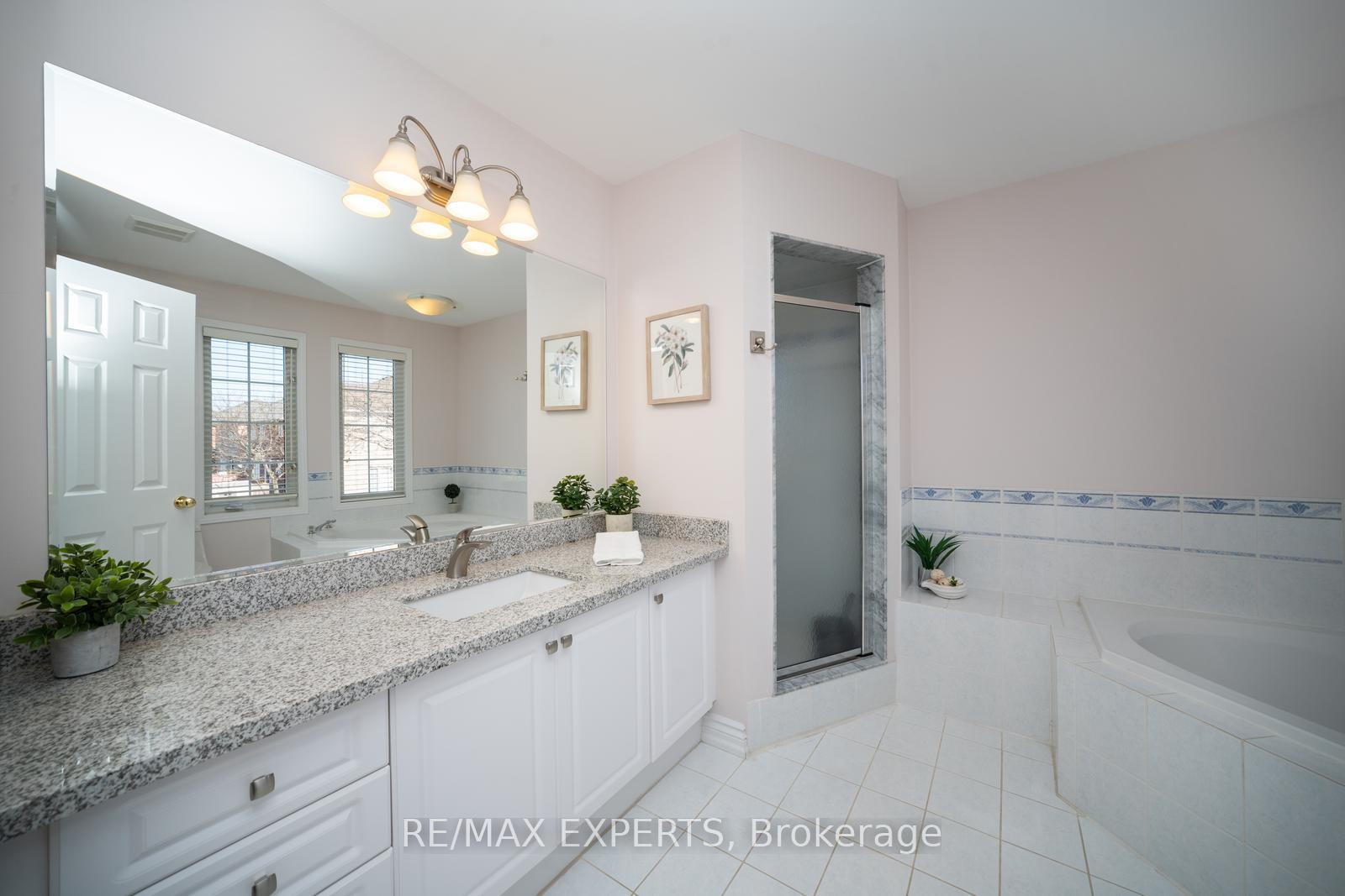 Photo 6 of 182 Alba Avenue, Vaughan, Vellore Village — HOMEH