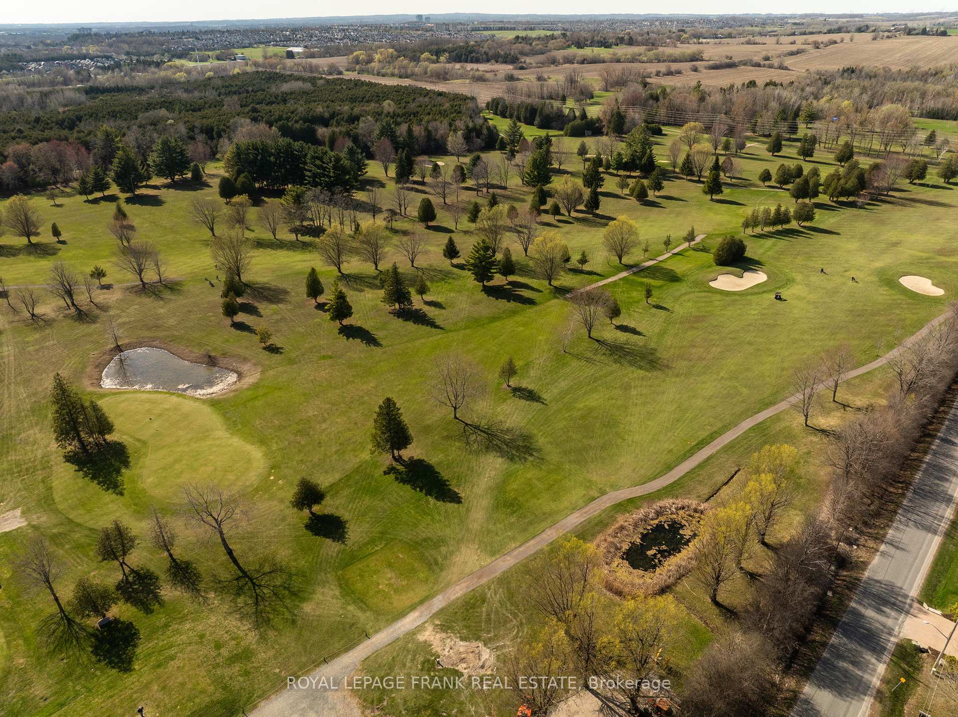 Photo 39 of 3017 Tooley Road, Clarington, Courtice — HOMEH