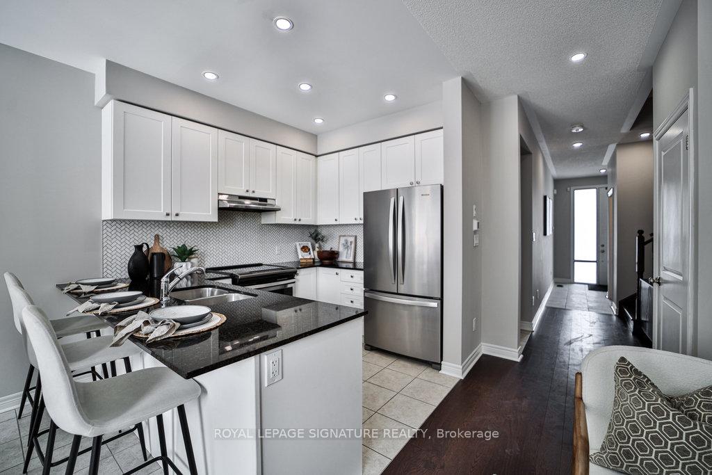 Photo 35 of 2504 Hibiscus Drive, Pickering, Rural Pickering — HOMEH