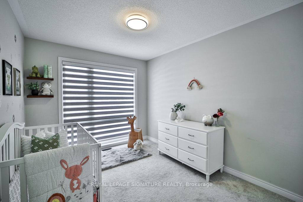 Photo 13 of 2504 Hibiscus Drive, Pickering, Rural Pickering — HOMEH