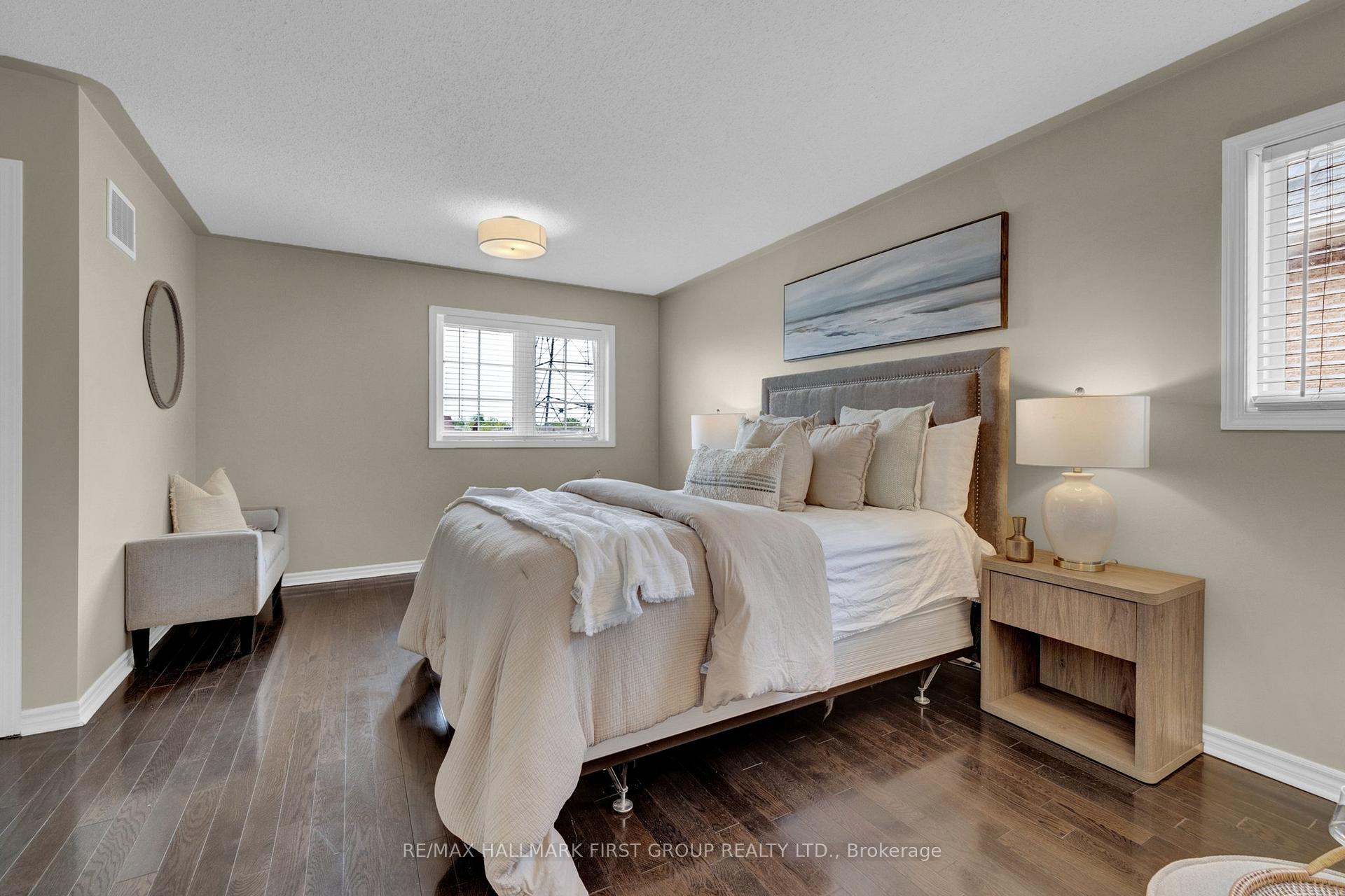 Photo 12 of 1688 Whitestone Drive, Oshawa, Samac — HOMEH