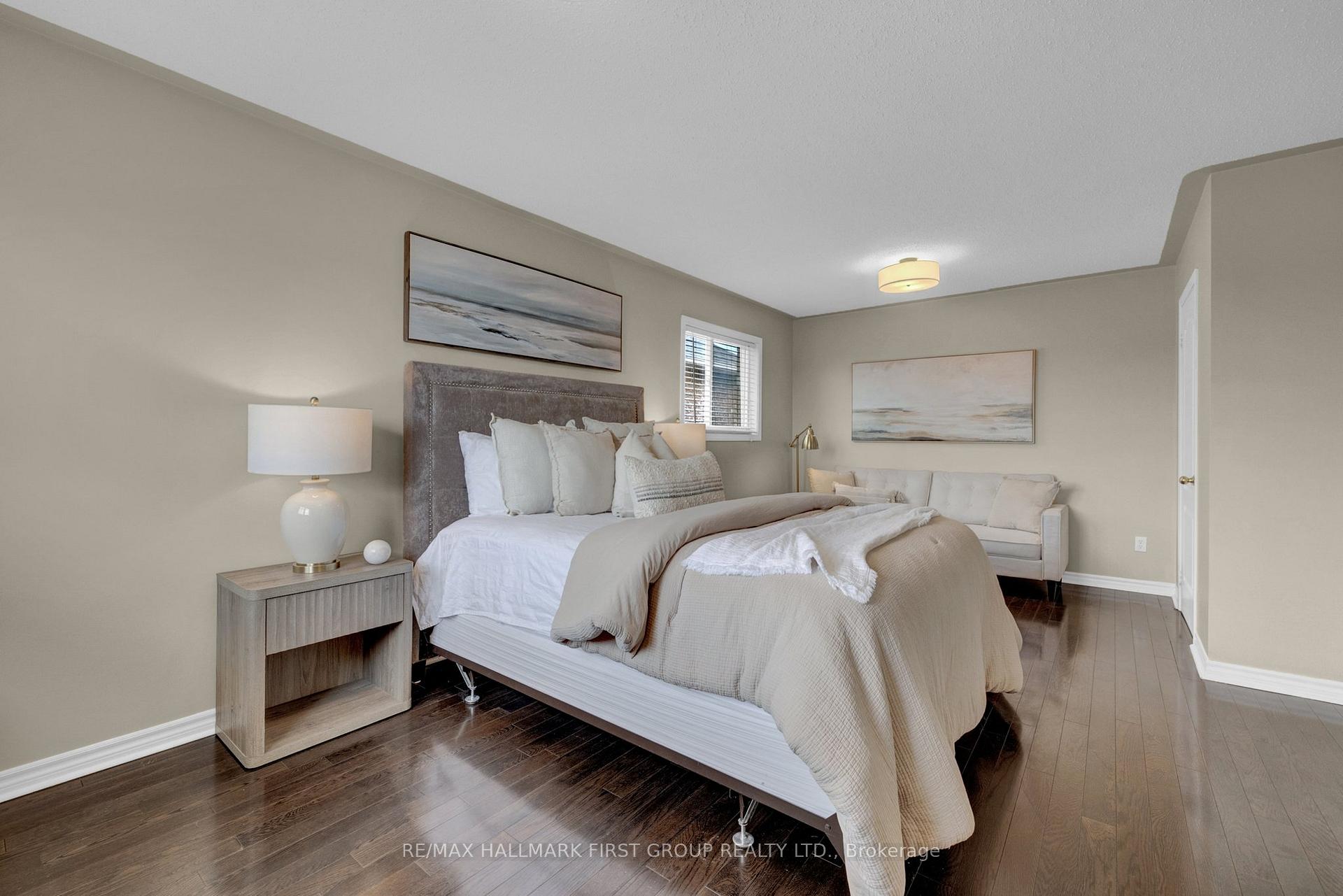Photo 19 of 1688 Whitestone Drive, Oshawa, Samac — HOMEH