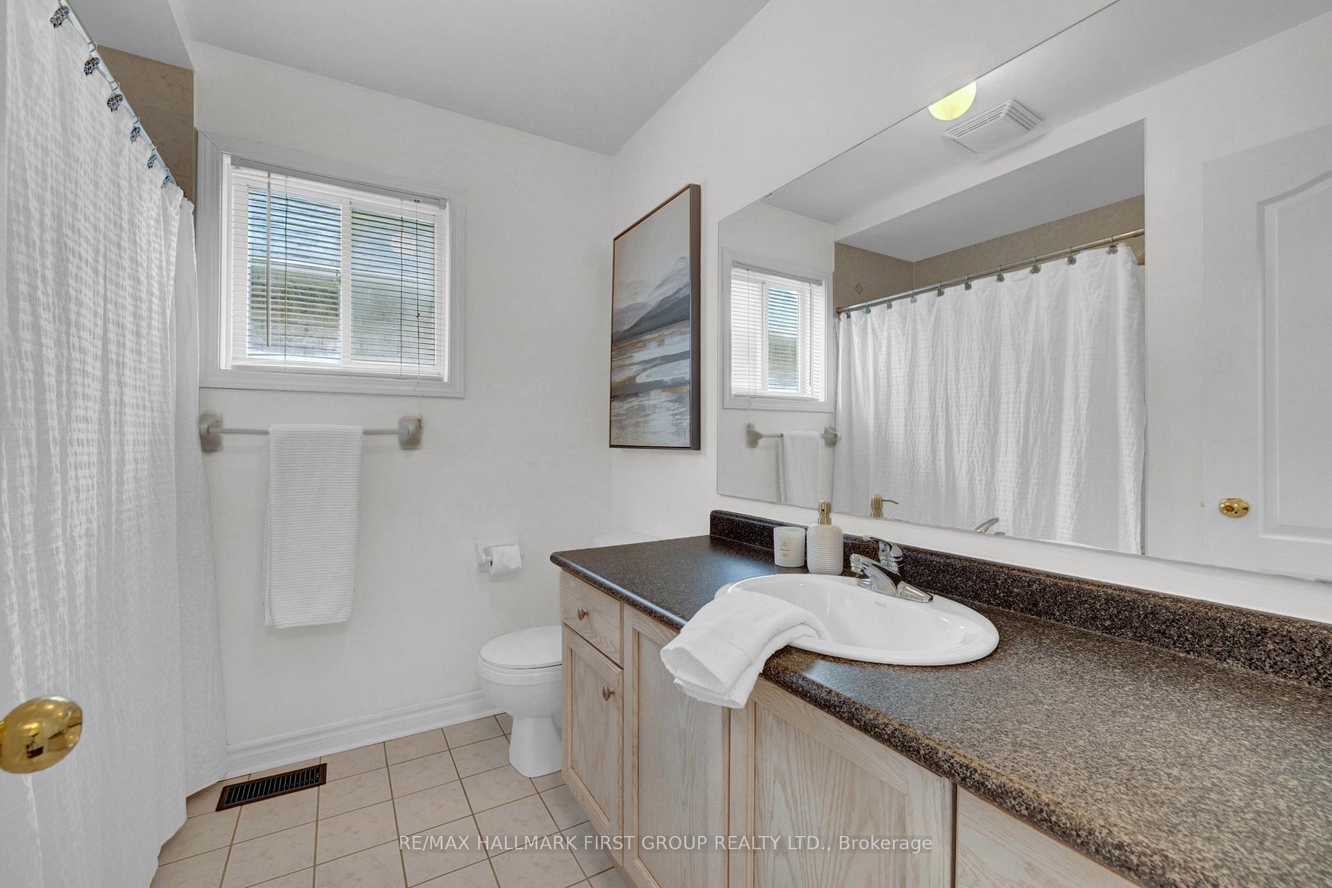 Photo 18 of 1688 Whitestone Drive, Oshawa, Samac — HOMEH