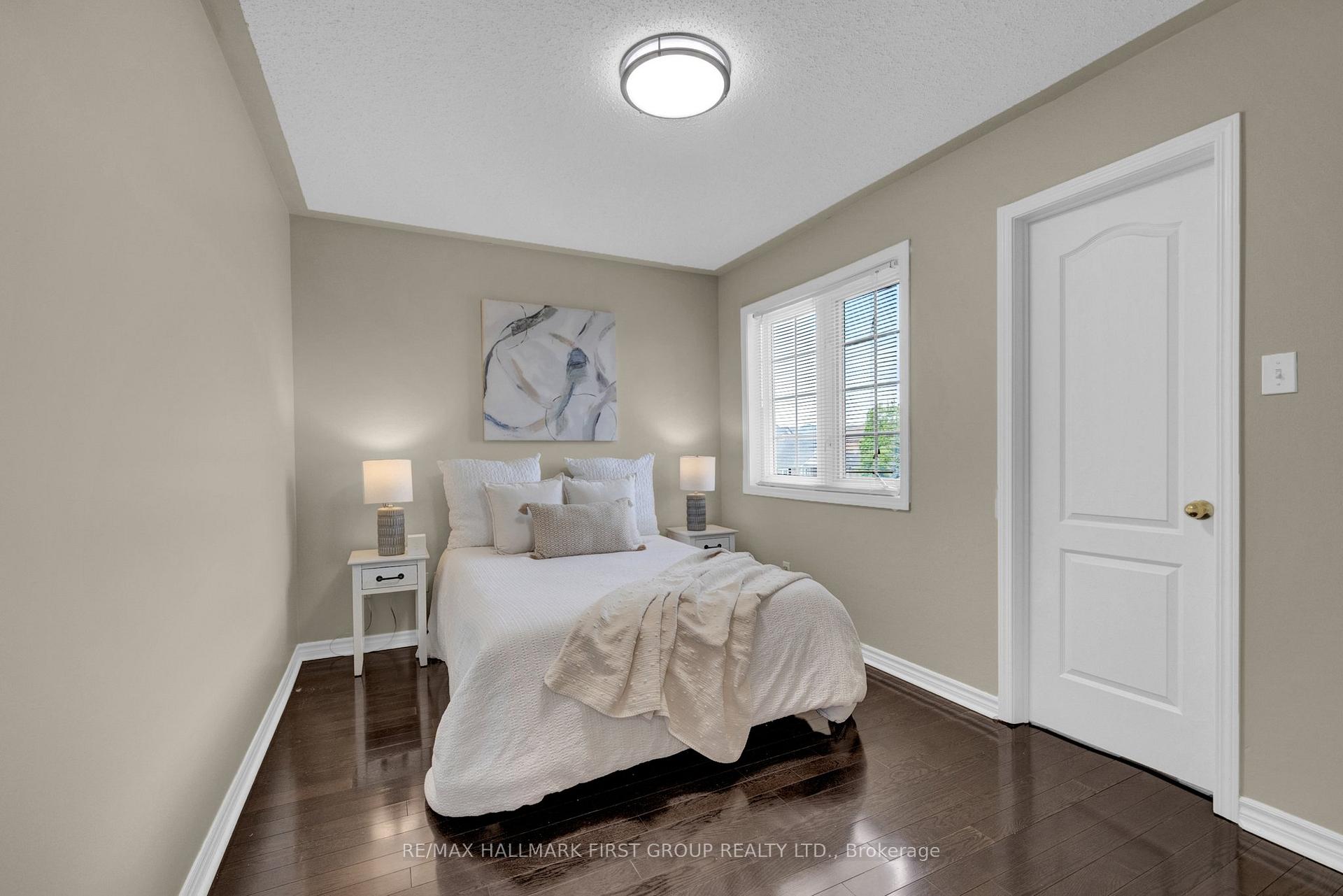 Photo 20 of 1688 Whitestone Drive, Oshawa, Samac — HOMEH