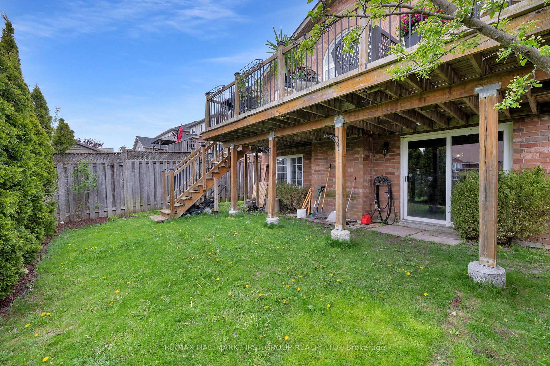 Photo 28 of 1688 Whitestone Drive, Oshawa, Samac — HOMEH