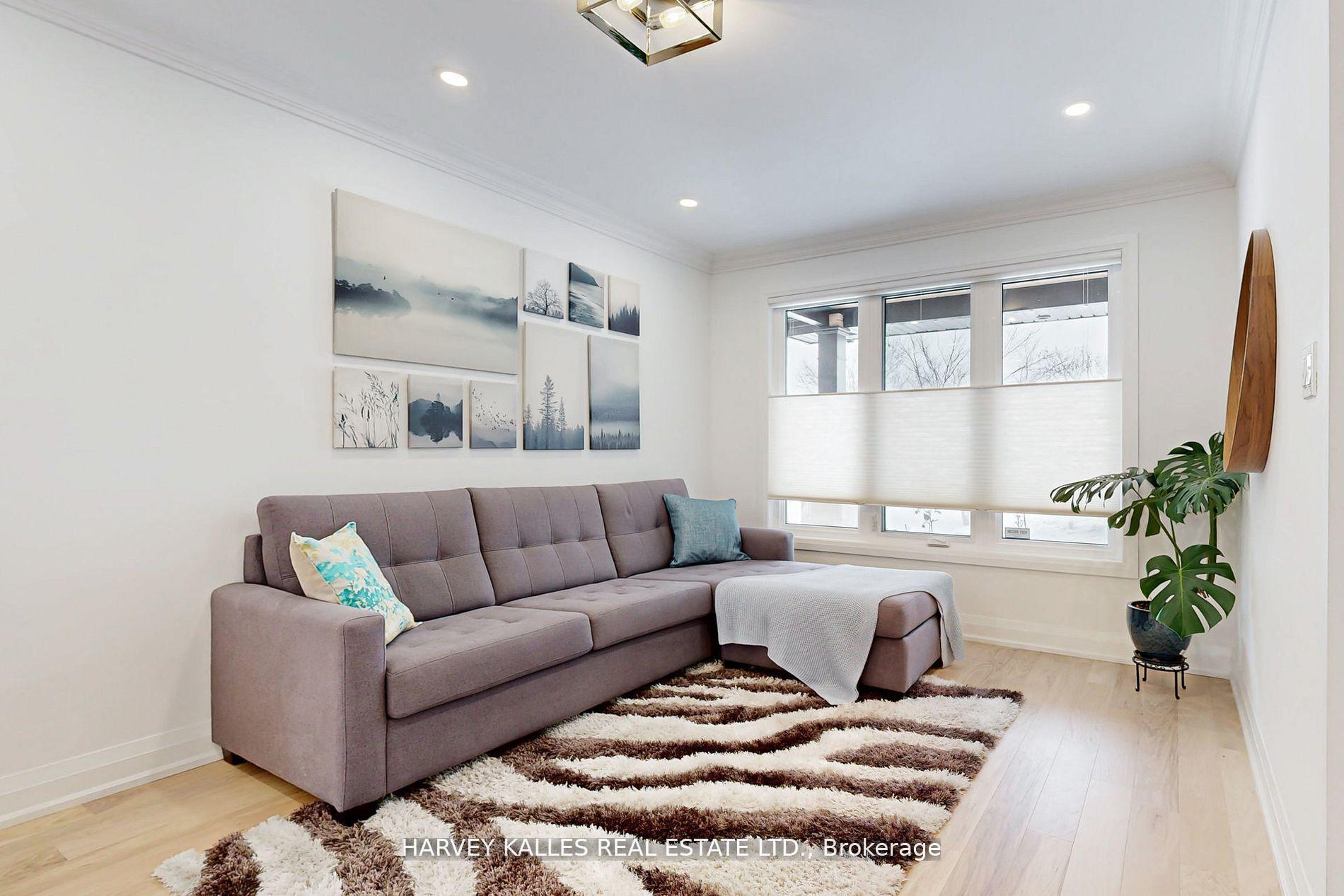 Photo 4 of 413 Belview Avenue, Vaughan, East Woodbridge — HOMEH