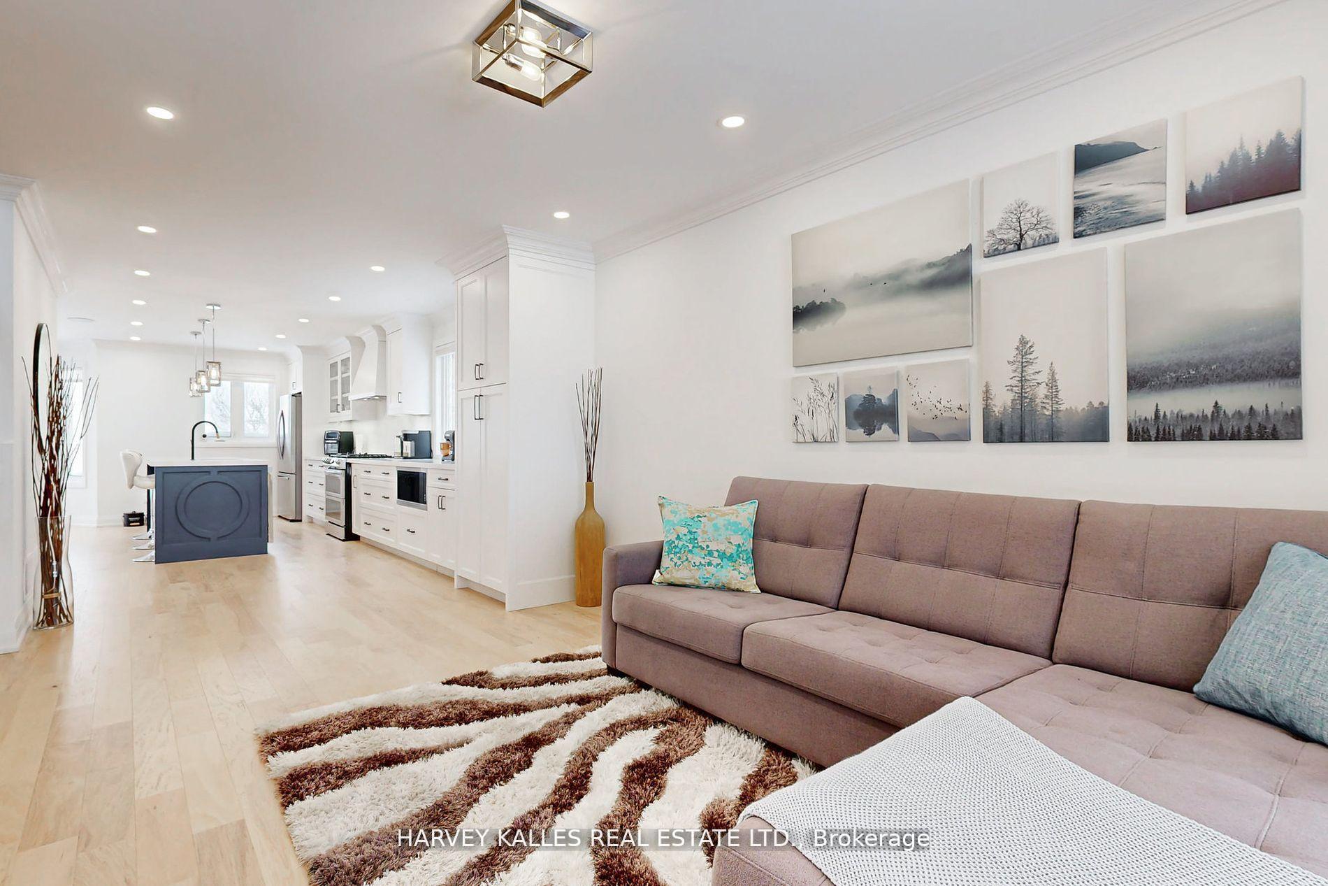 Photo 5 of 413 Belview Avenue, Vaughan, East Woodbridge — HOMEH
