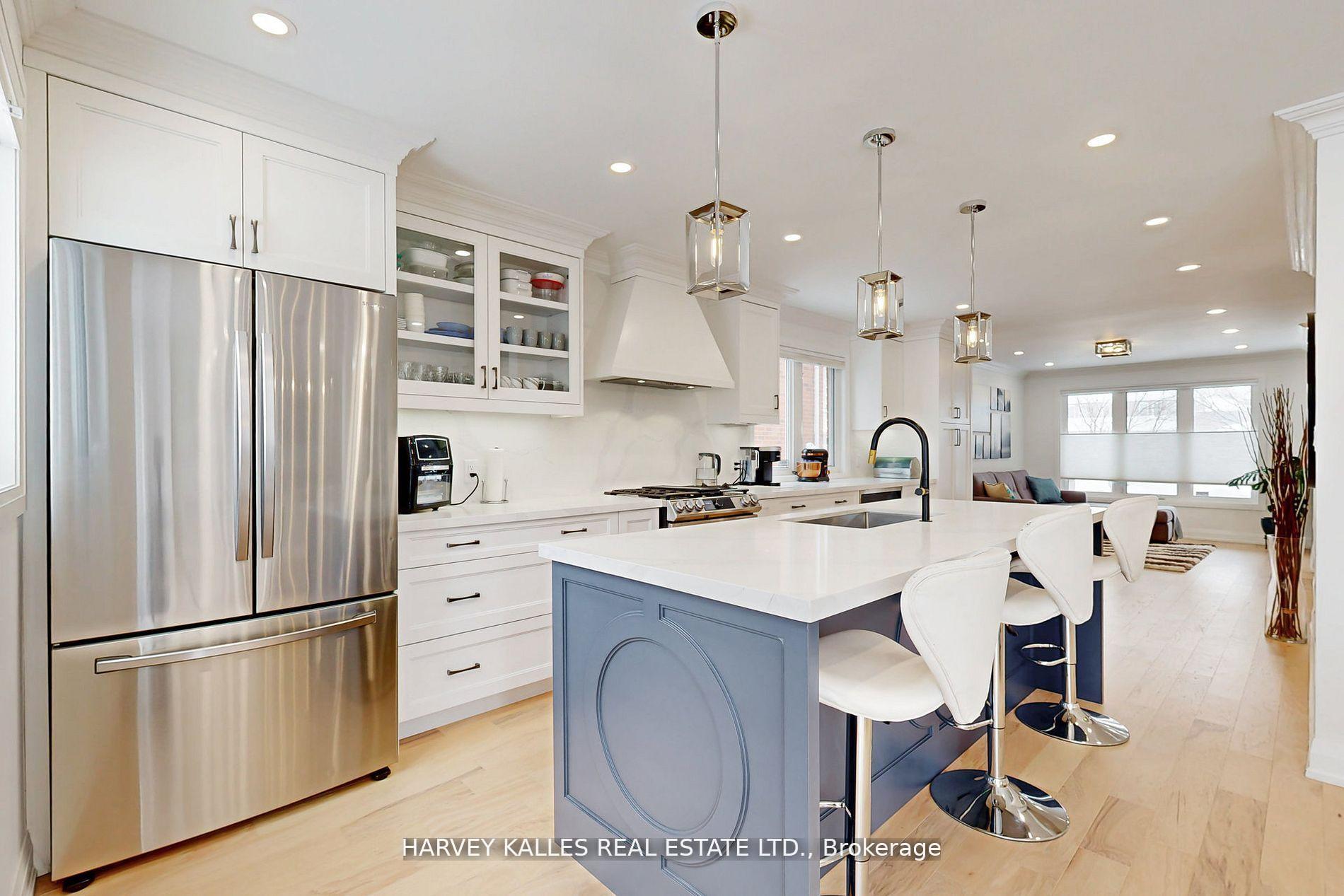 Photo 8 of 413 Belview Avenue, Vaughan, East Woodbridge — HOMEH