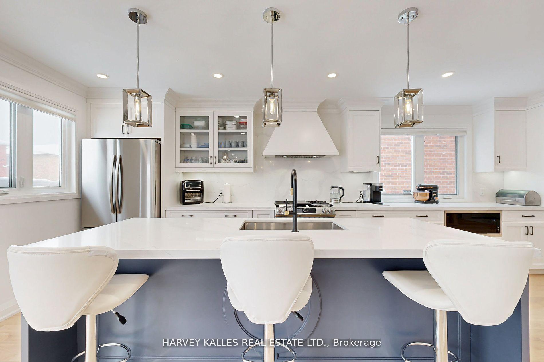 Photo 9 of 413 Belview Avenue, Vaughan, East Woodbridge — HOMEH