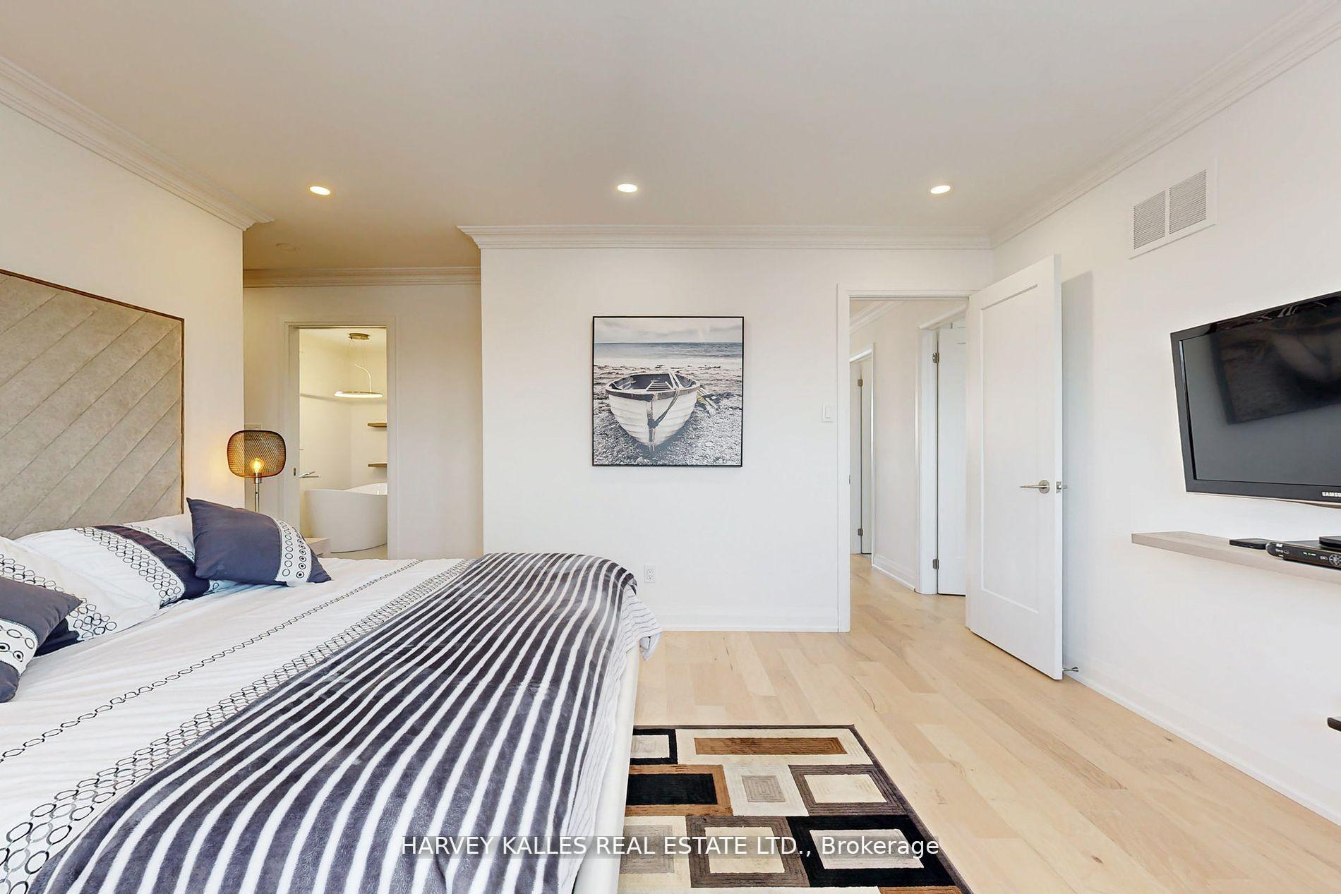 Photo 32 of 413 Belview Avenue, Vaughan, East Woodbridge — HOMEH