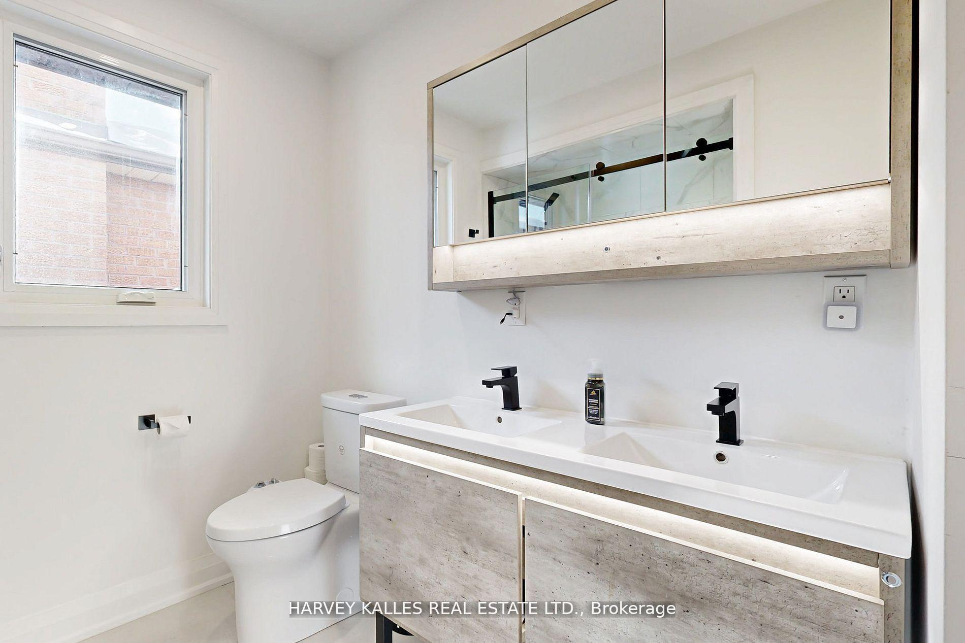 Photo 17 of 413 Belview Avenue, Vaughan, East Woodbridge — HOMEH