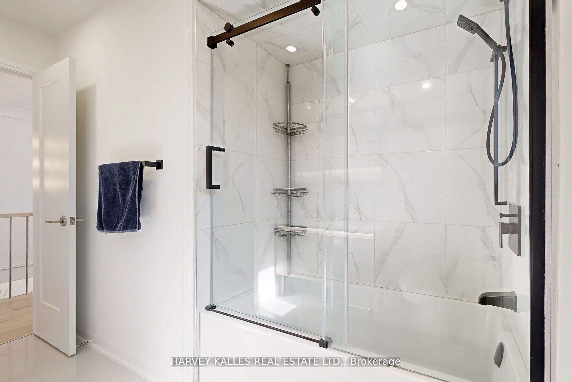 Photo 20 of 413 Belview Avenue, Vaughan, East Woodbridge — HOMEH