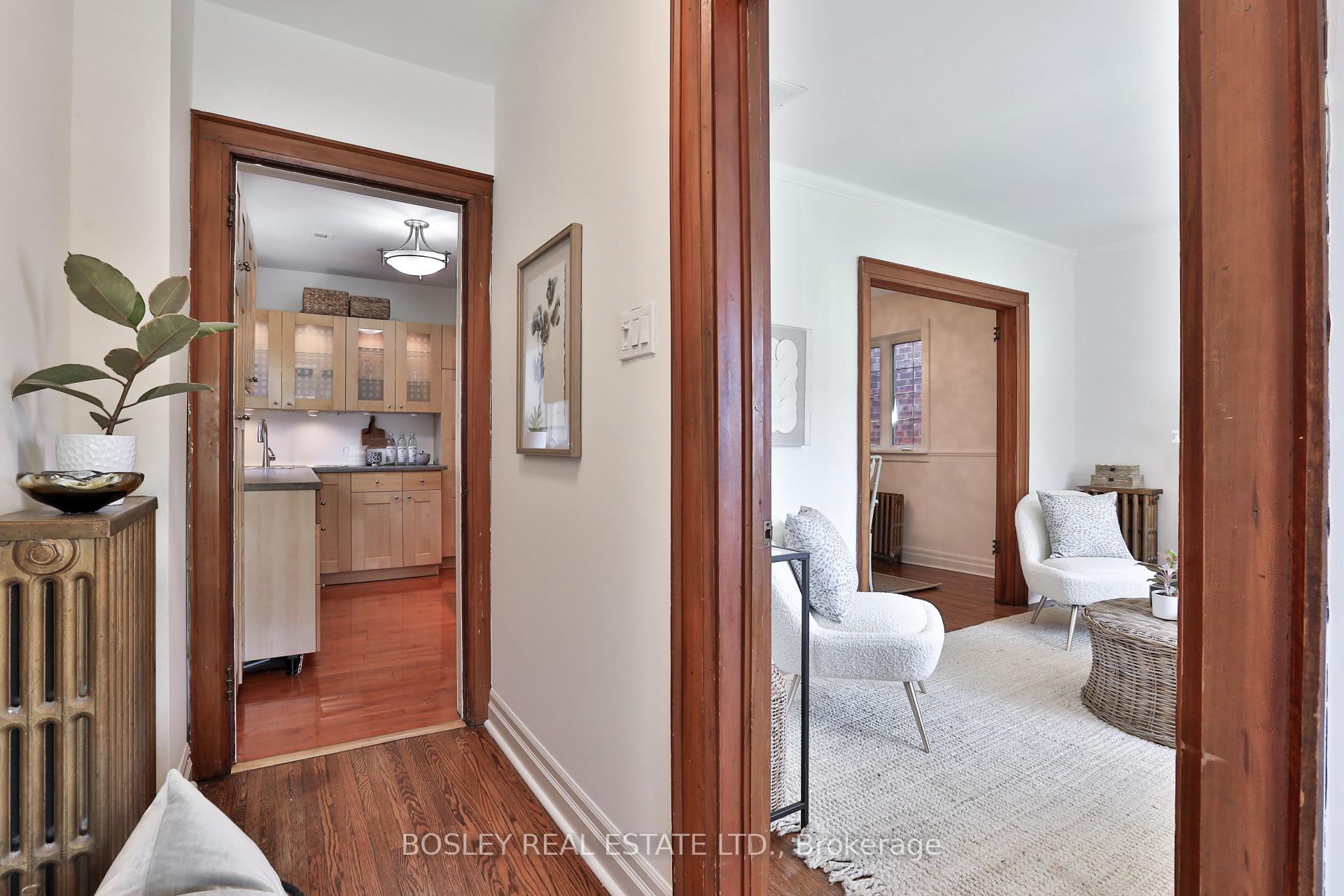 Photo 3 of 5 Coleridge Avenue, Toronto, Woodbine-Lumsden — HOMEH
