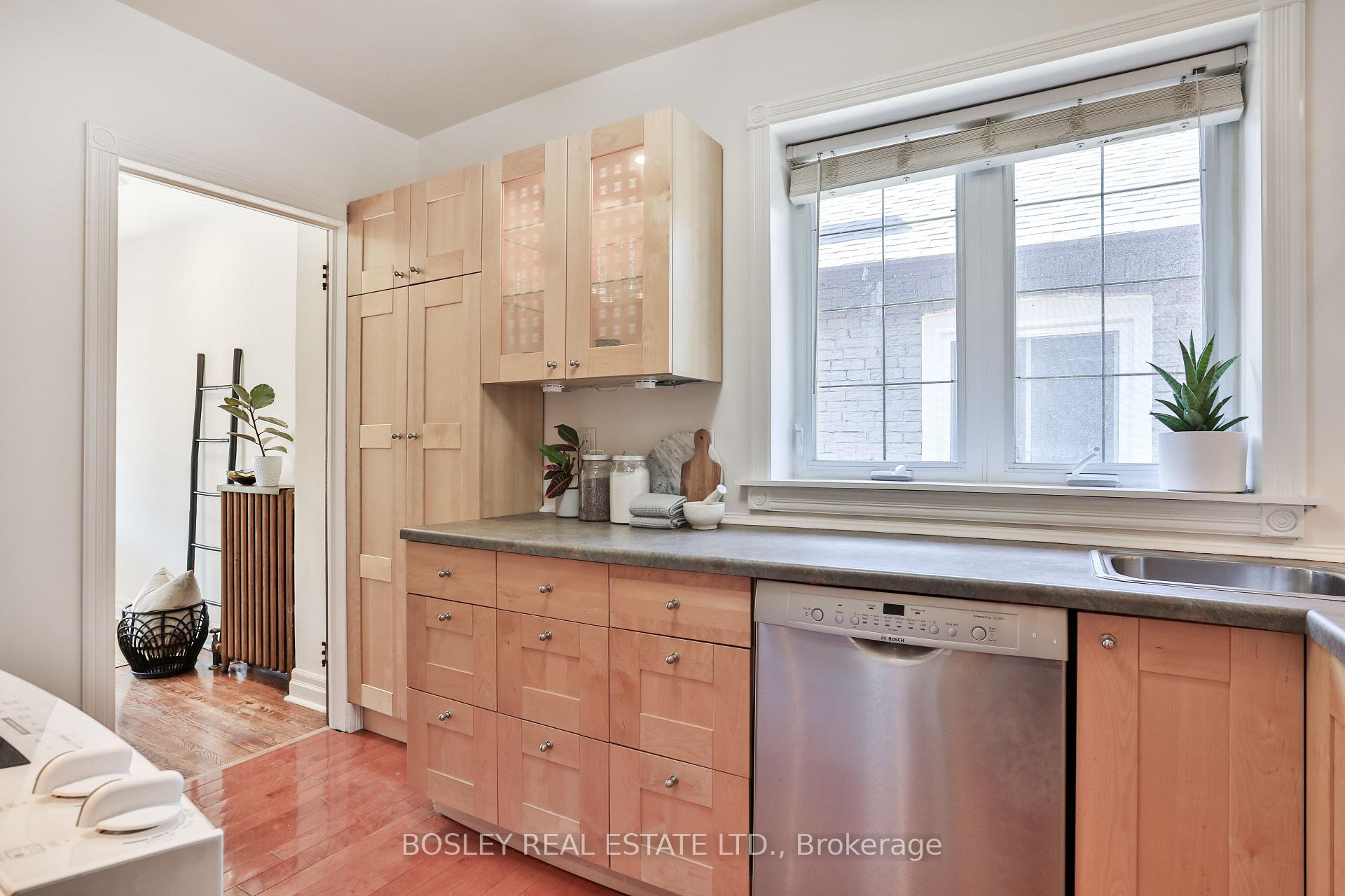 Photo 15 of 5 Coleridge Avenue, Toronto, Woodbine-Lumsden — HOMEH