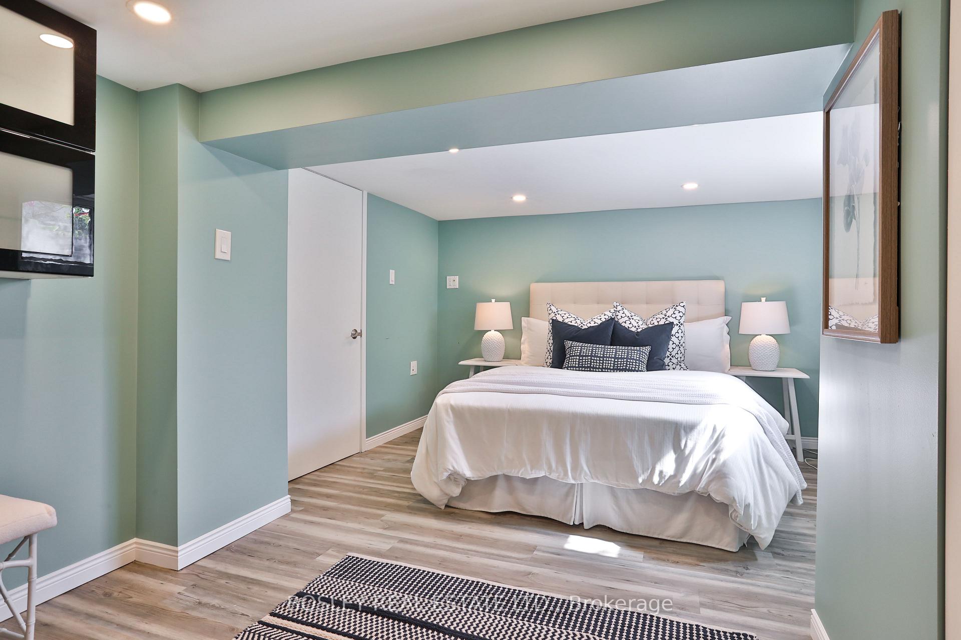 Photo 29 of 5 Coleridge Avenue, Toronto, Woodbine-Lumsden — HOMEH