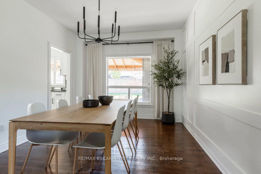 Photo 6 of 88 Davidson Boulevard, Hamilton, Dundas — HOMEH