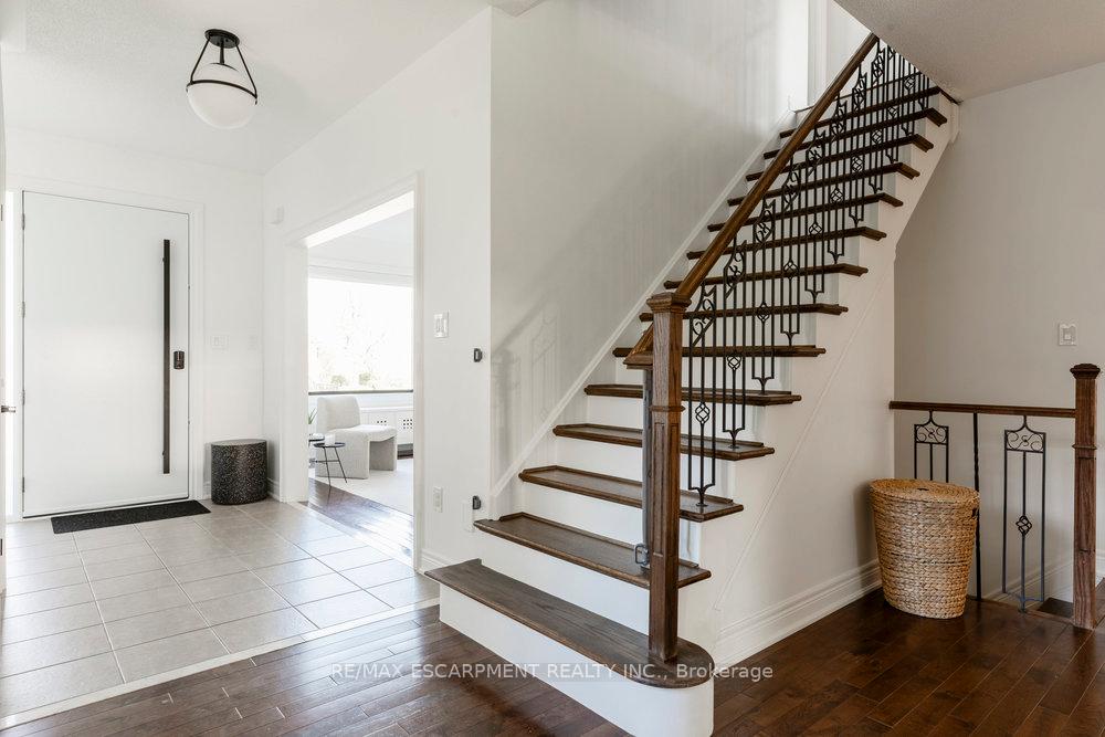 Photo 38 of 88 Davidson Boulevard, Hamilton, Dundas — HOMEH