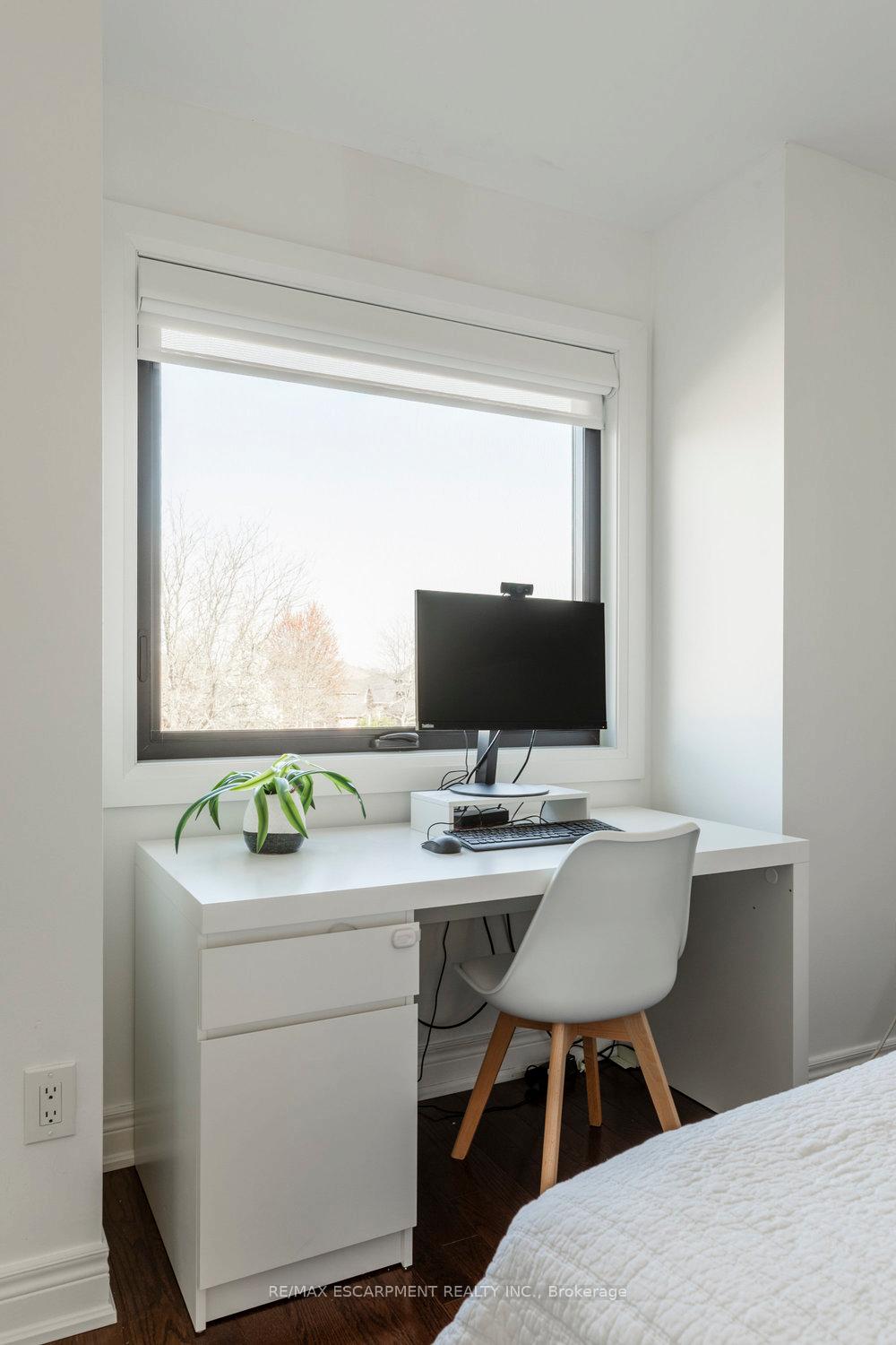 Photo 44 of 88 Davidson Boulevard, Hamilton, Dundas — HOMEH