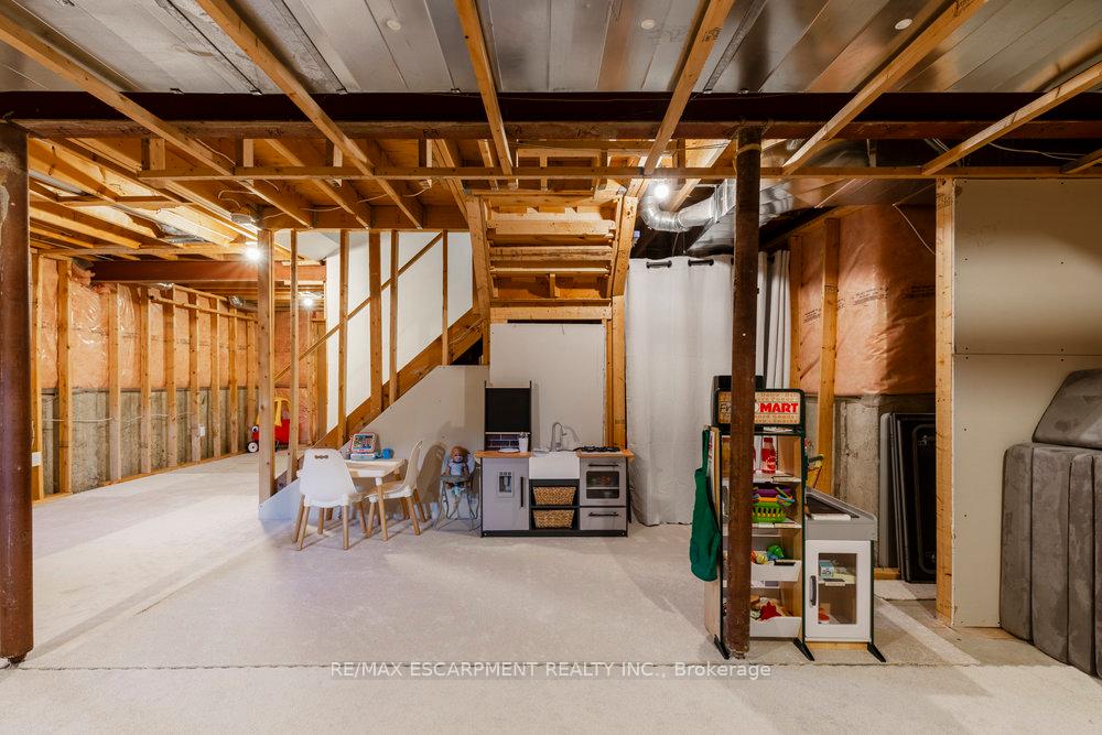 Photo 39 of 88 Davidson Boulevard, Hamilton, Dundas — HOMEH