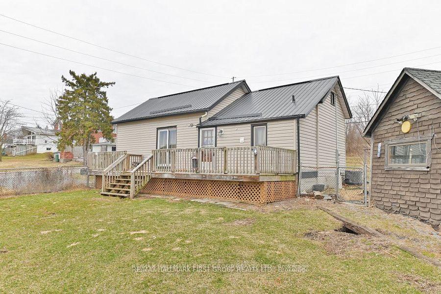 Photo 13 of 146 First Street, Deseronto, Deseronto (Town) — HOMEH