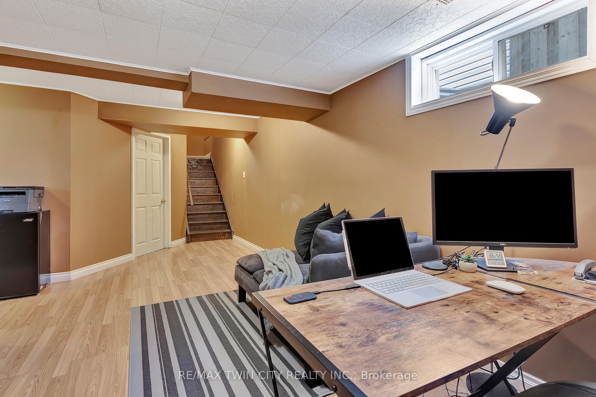 Photo 28 of 941 Atlantic Boulevard, Waterloo — HOMEH