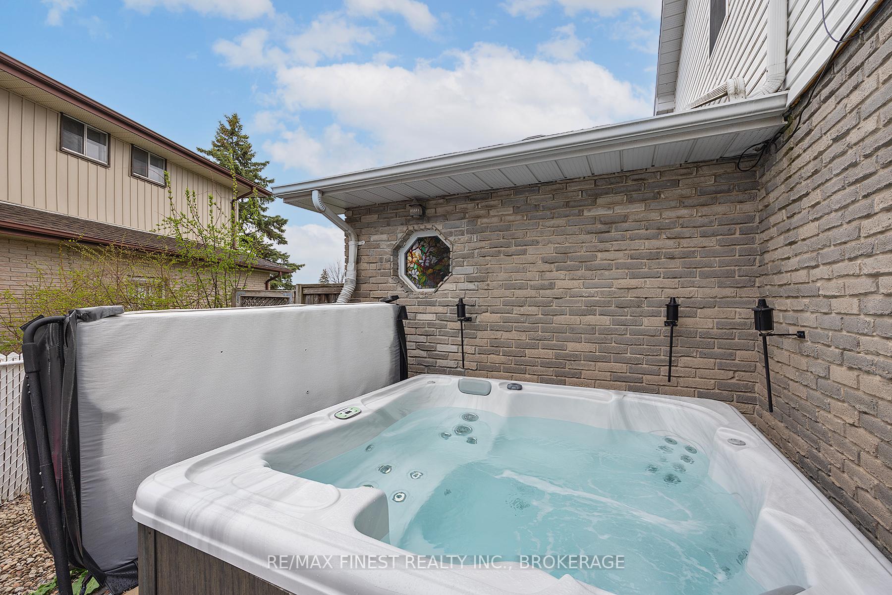 Photo 37 of 1067 Hudson Drive, Kingston, South of Taylor-Kidd Blvd — HOMEH