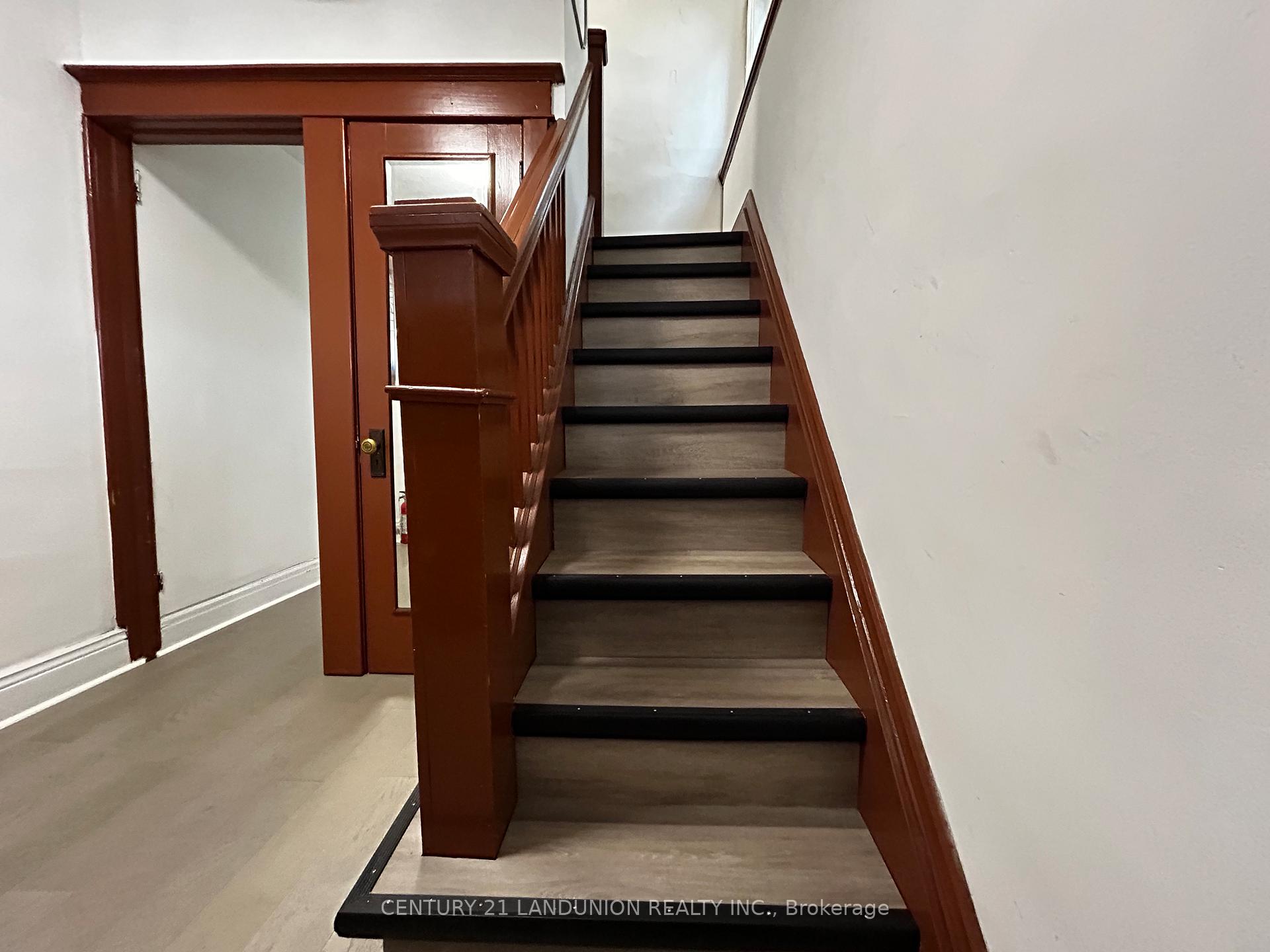 Photo 26 of 46 Arnold Street, Hamilton, Westdale — HOMEH