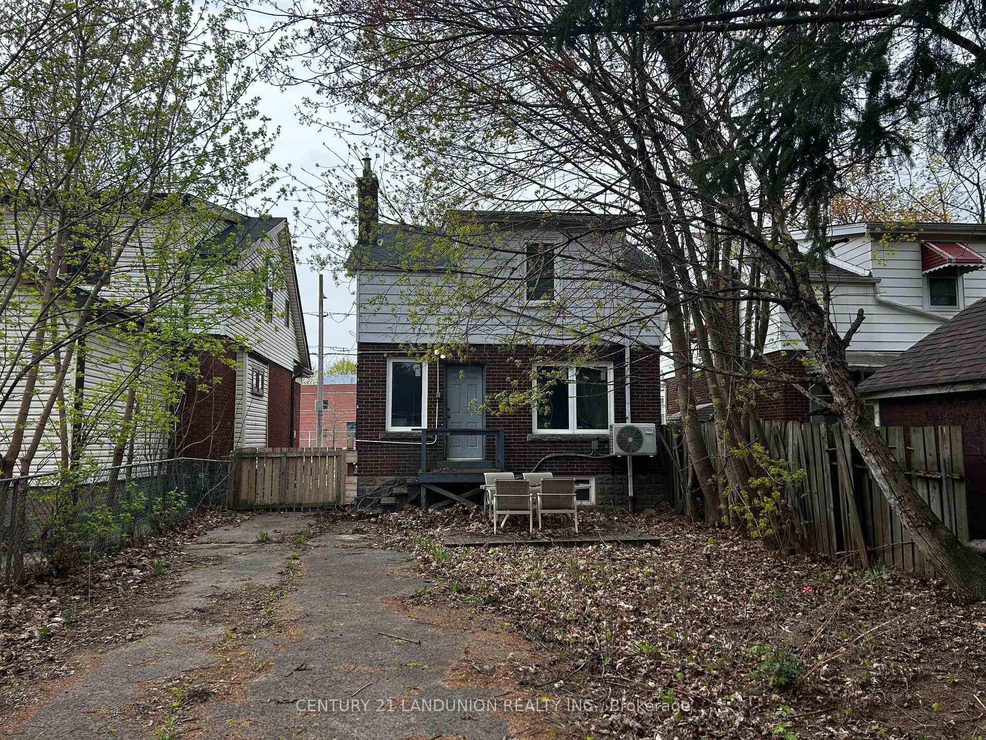 Photo 48 of 46 Arnold Street, Hamilton, Westdale — HOMEH