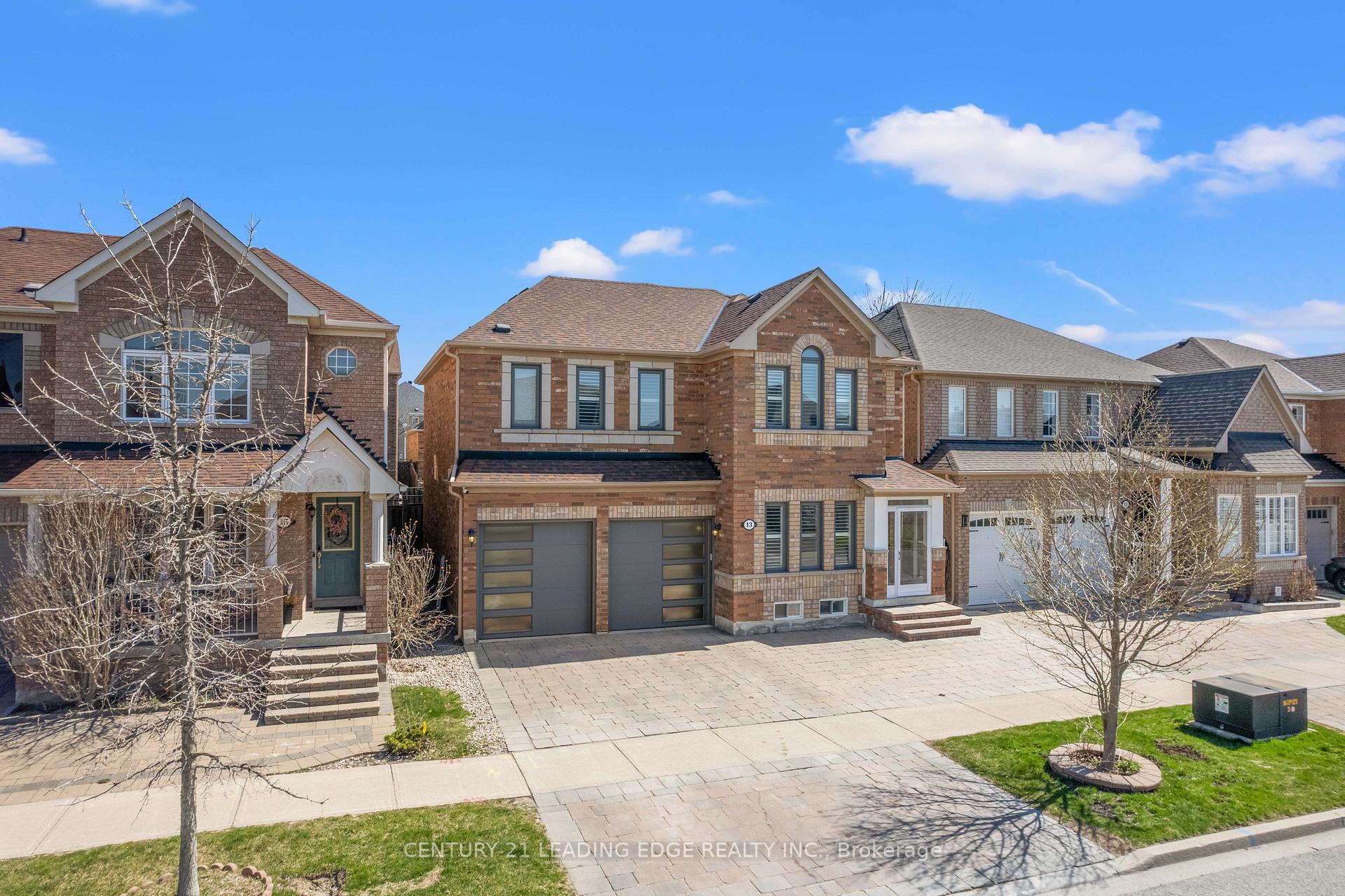 Photo 1 of 13 William Grant Road, Markham, Greensborough — HOMEH