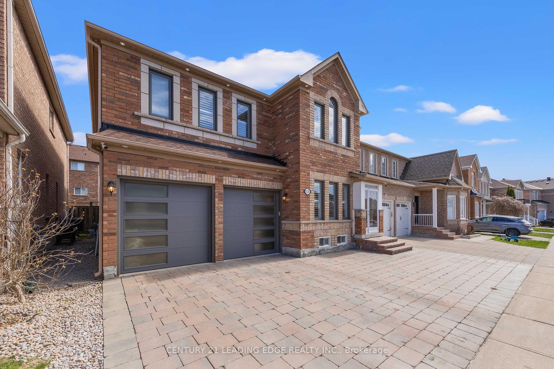 Photo 4 of 13 William Grant Road, Markham, Greensborough — HOMEH