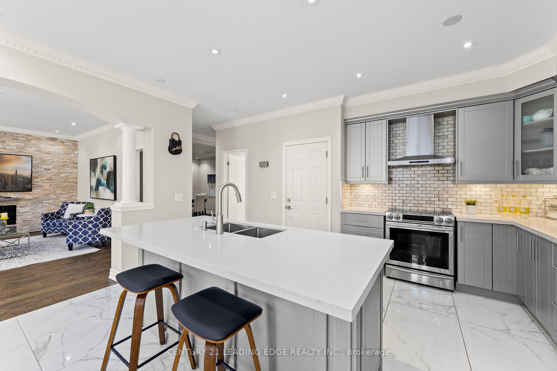 Photo 15 of 13 William Grant Road, Markham, Greensborough — HOMEH