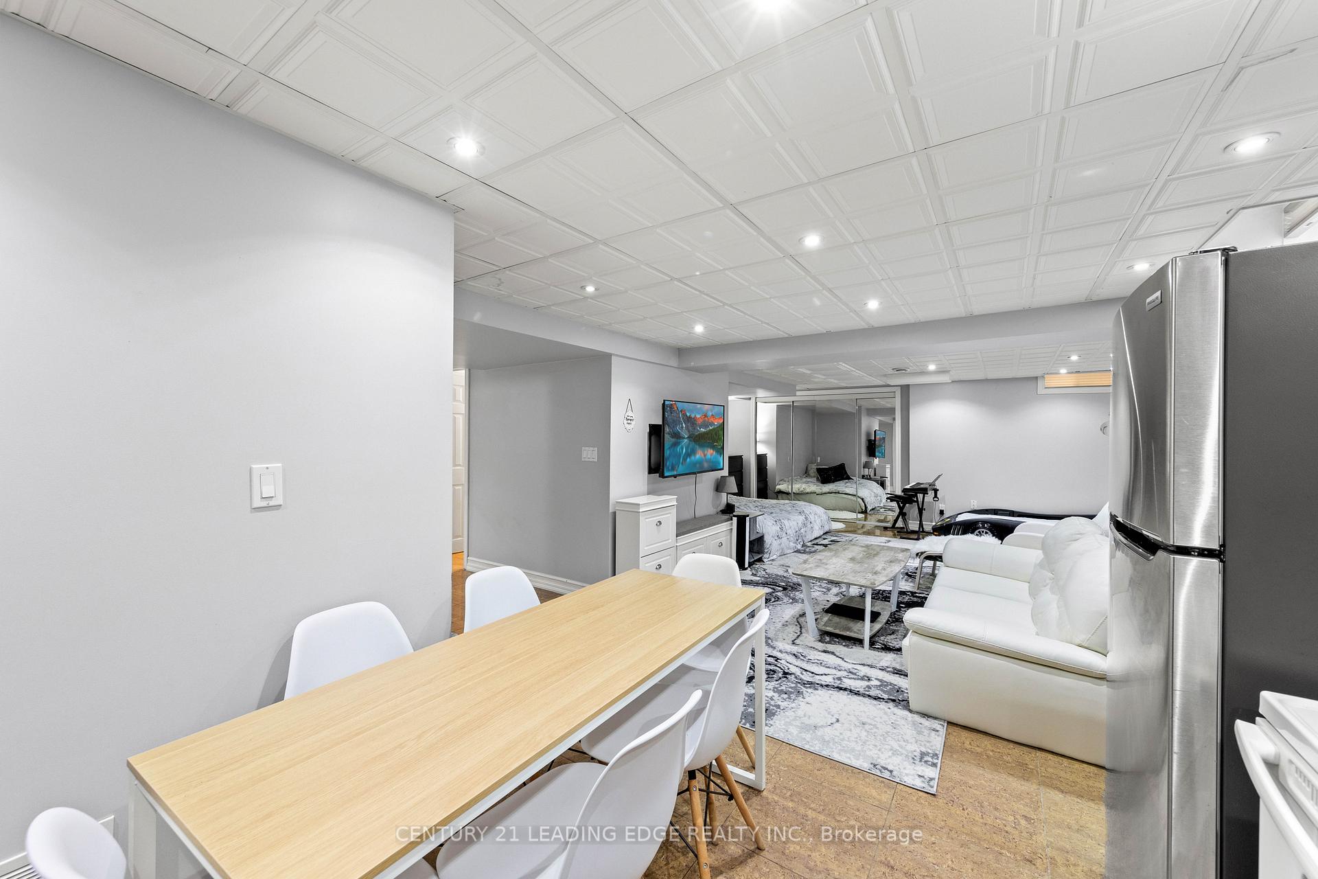 Photo 48 of 13 William Grant Road, Markham, Greensborough — HOMEH
