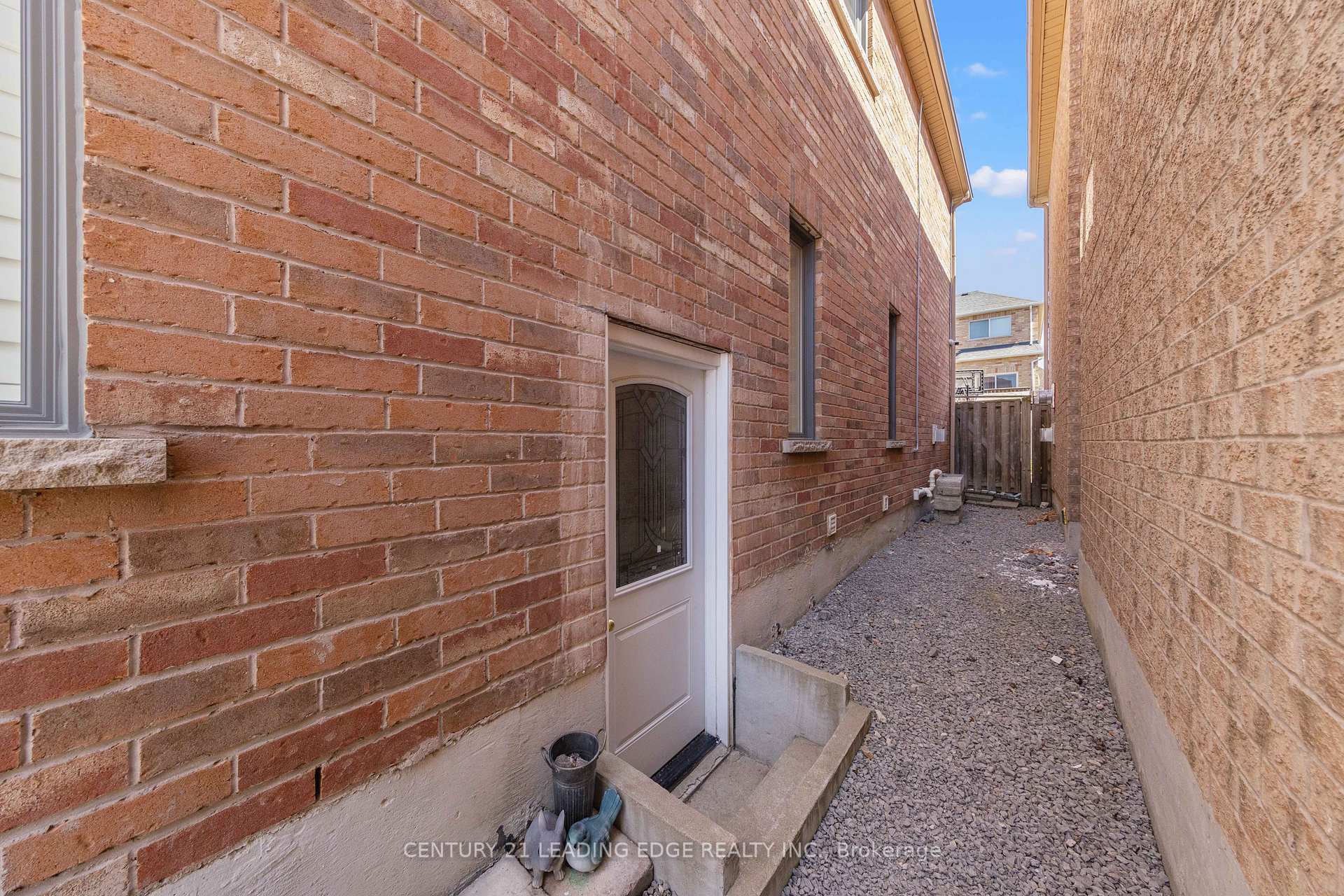 Photo 41 of 13 William Grant Road, Markham, Greensborough — HOMEH