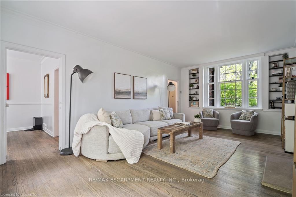 Photo 18 of 206 Dromore Crescent, Hamilton, Westdale — HOMEH