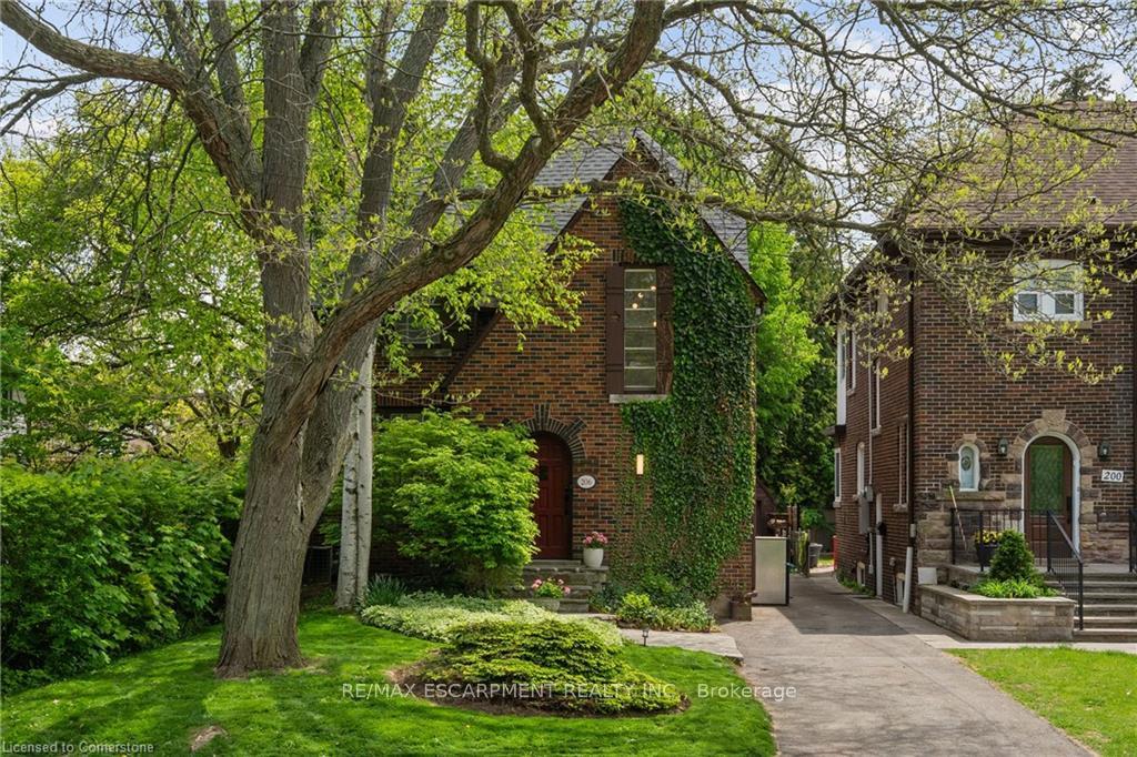 Photo 43 of 206 Dromore Crescent, Hamilton, Westdale — HOMEH