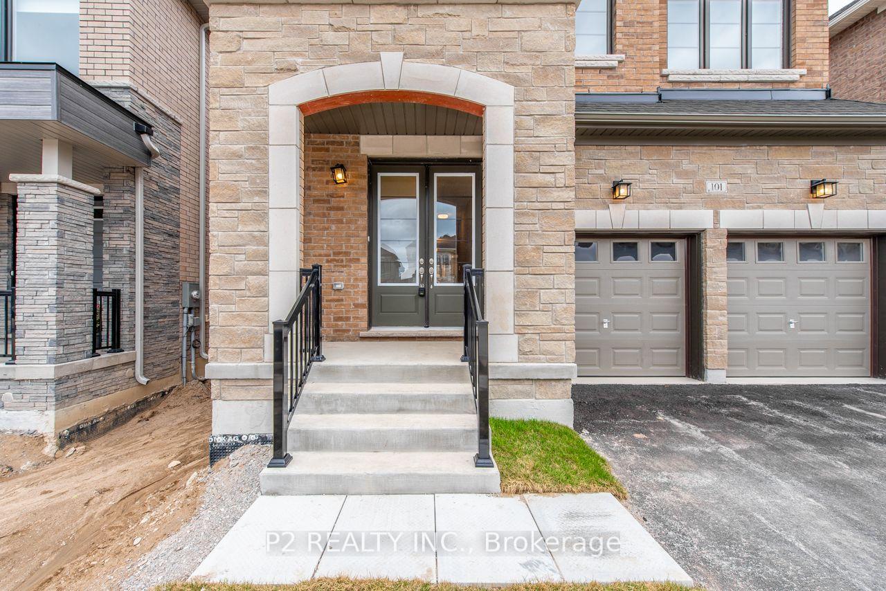 Photo 2 of 101 Bearberry Road, Springwater, Midhurst — HOMEH