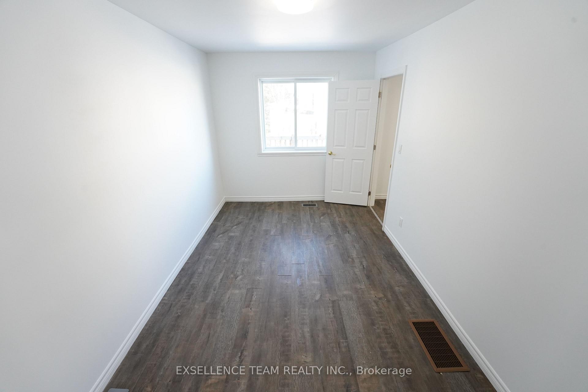 Photo 13 of 1022 First Street E, Cornwall — HOMEH
