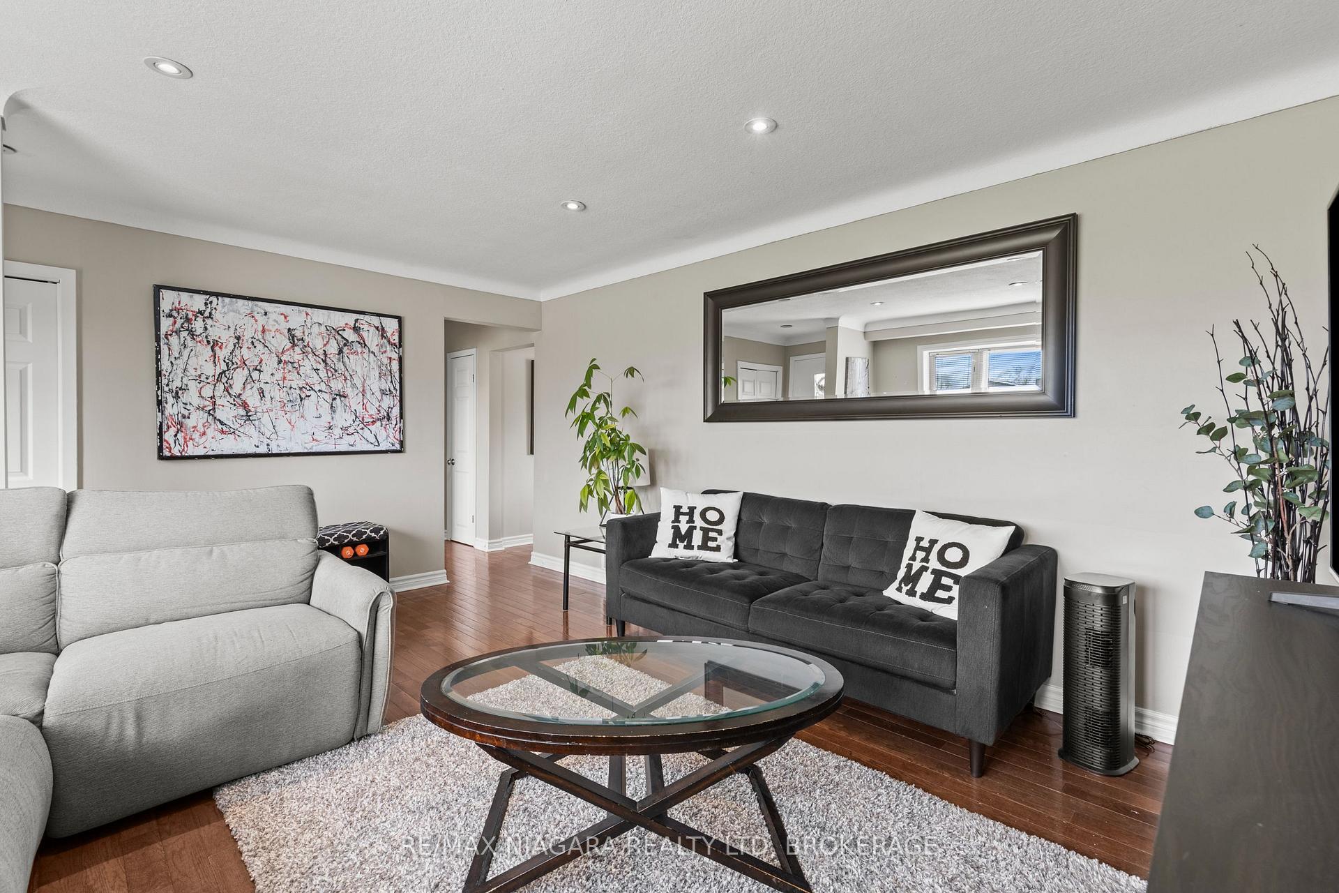 Photo 2 of 234 Lakeshore Road, St. Catharines, Vine/Linwell — HOMEH