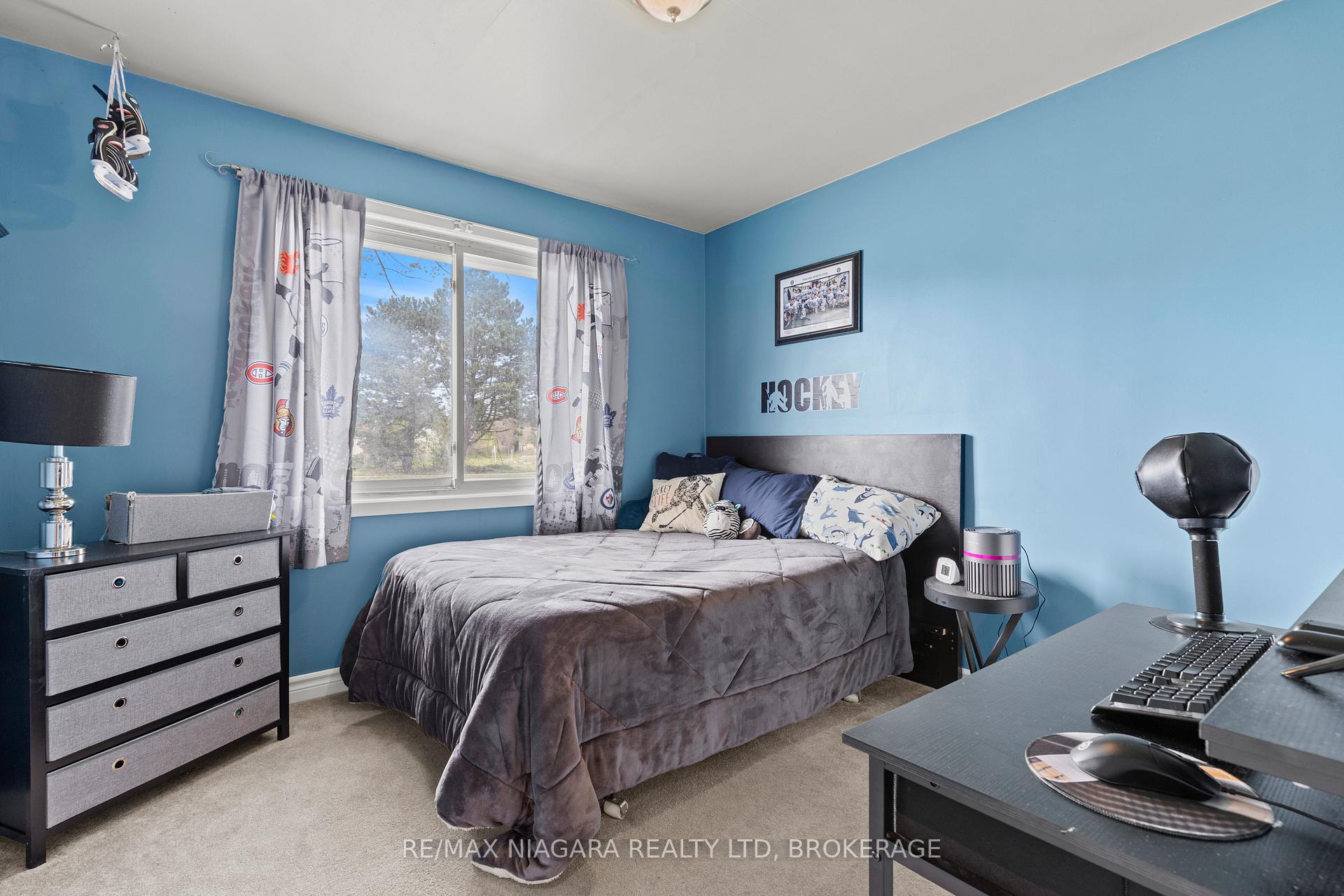 Photo 9 of 234 Lakeshore Road, St. Catharines, Vine/Linwell — HOMEH