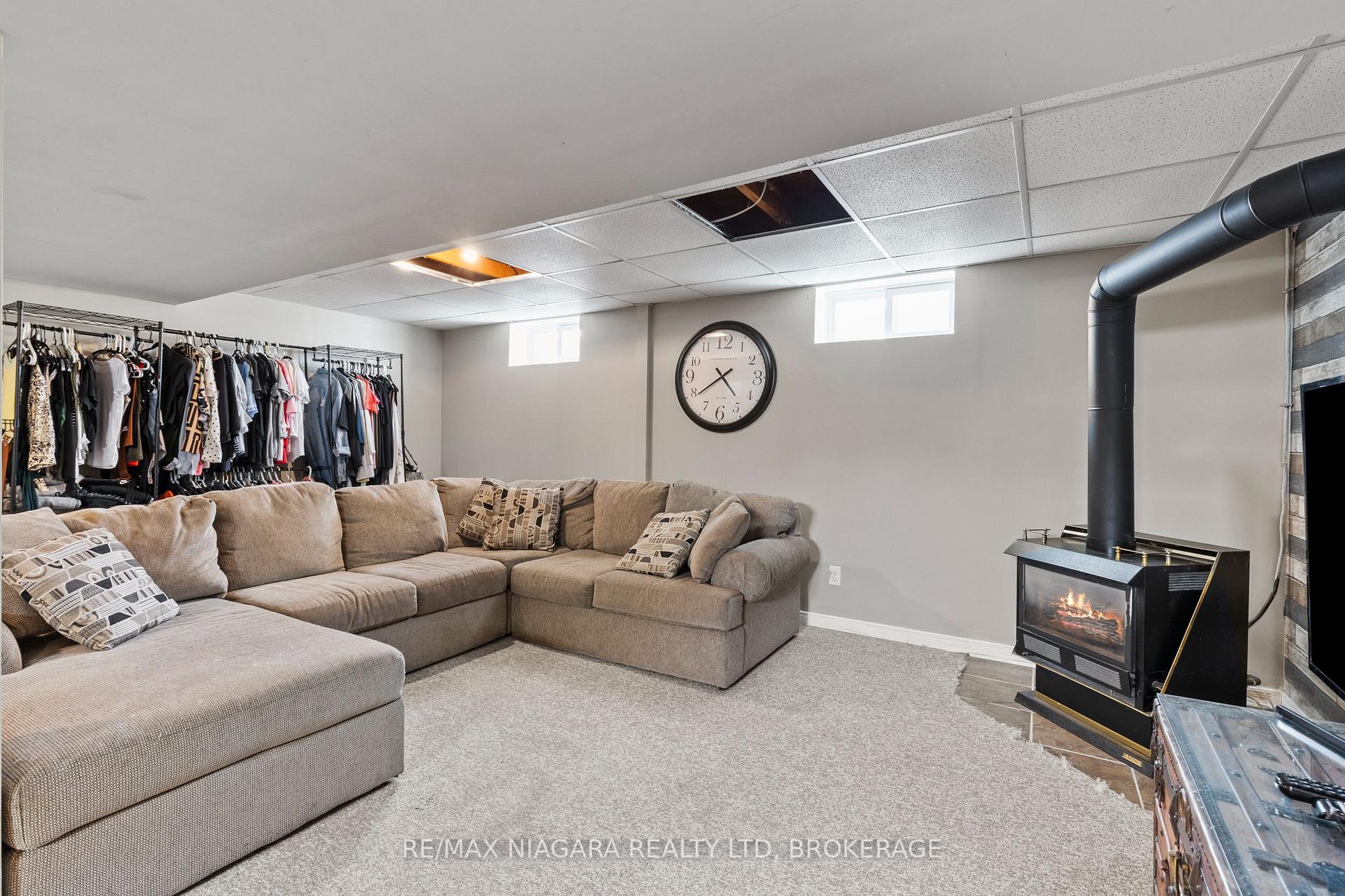Photo 36 of 234 Lakeshore Road, St. Catharines, Vine/Linwell — HOMEH