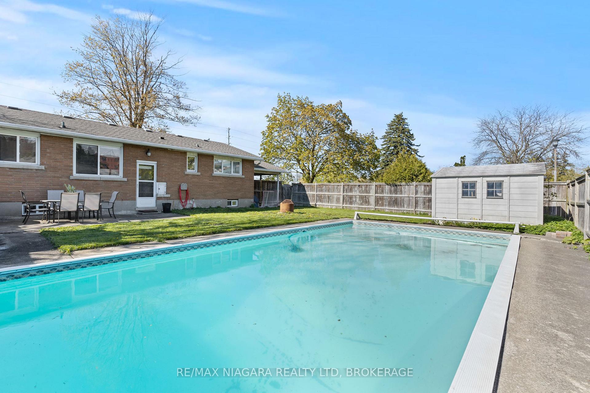 Photo 22 of 234 Lakeshore Road, St. Catharines, Vine/Linwell — HOMEH