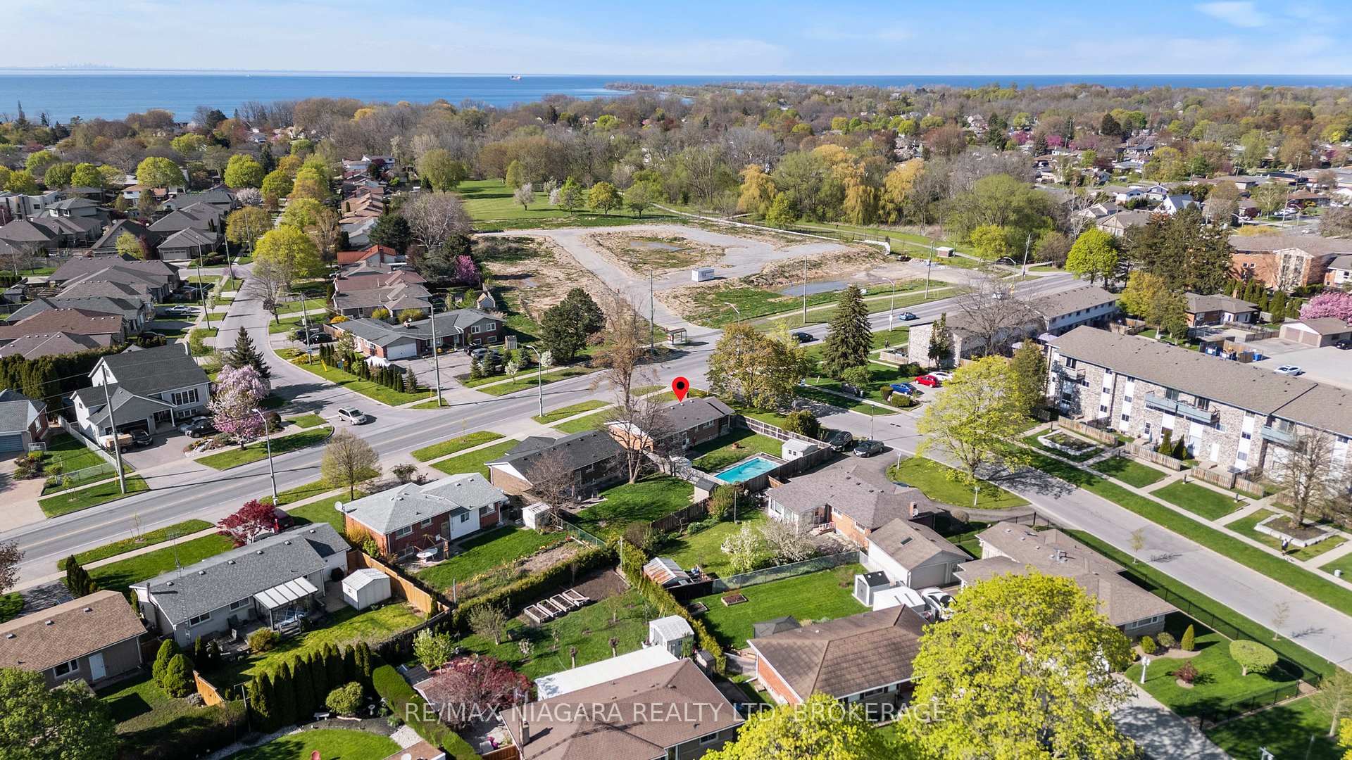 Photo 33 of 234 Lakeshore Road, St. Catharines, Vine/Linwell — HOMEH