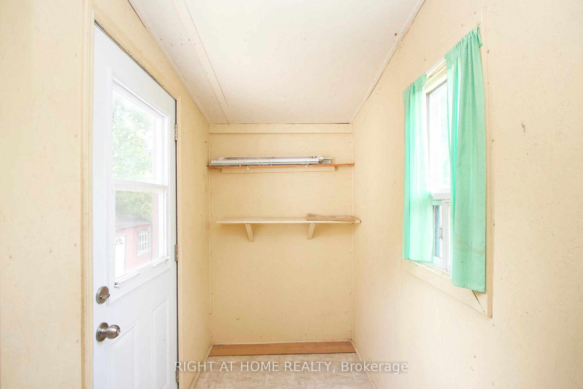 Photo 11 of 262 Drew Street, Oshawa, Central — HOMEH