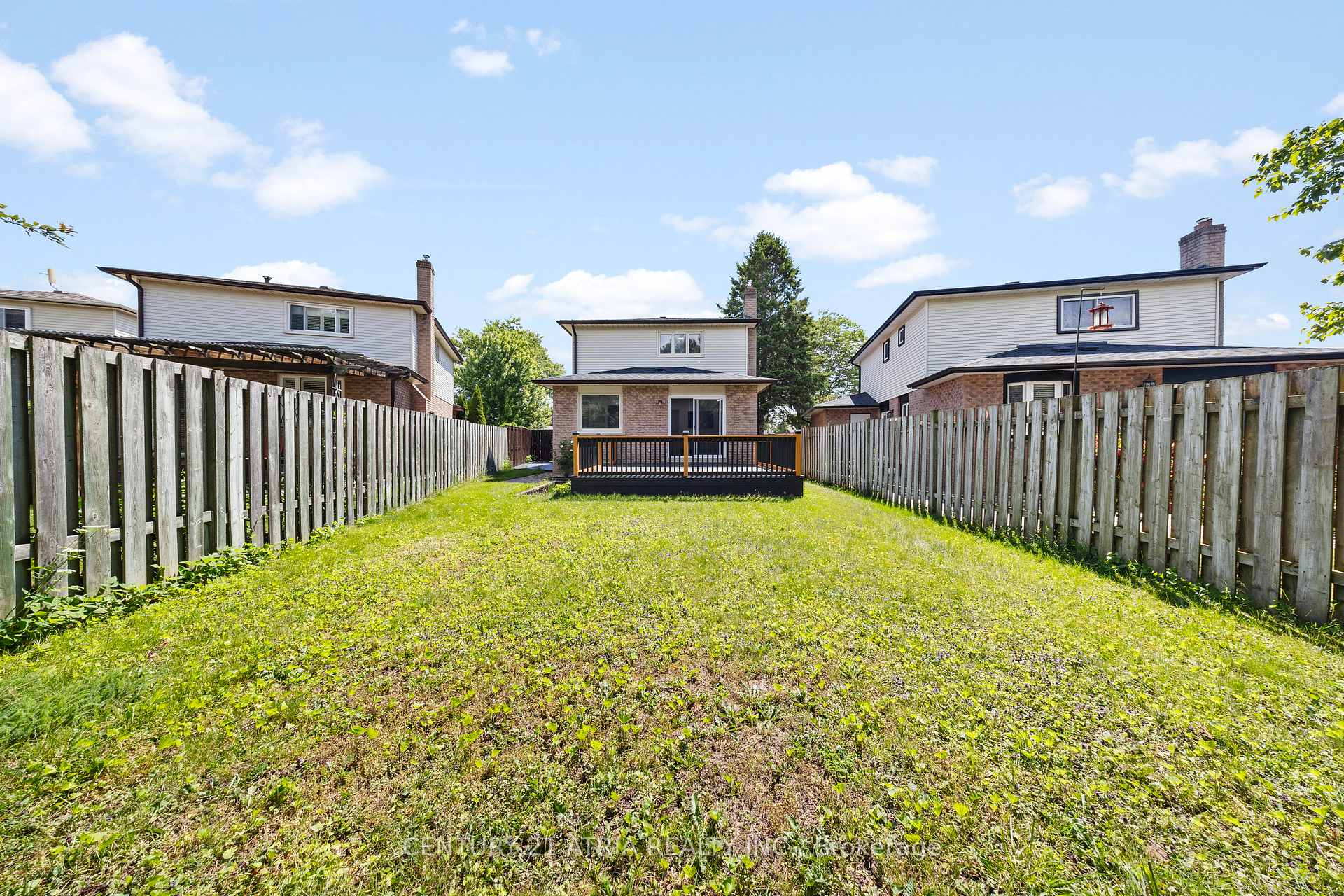 Photo 32 of 392 Gothic Drive, Oshawa, Eastdale — HOMEH