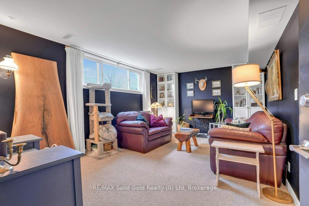 Photo 21 of 375 Southill Drive, Kitchener — HOMEH