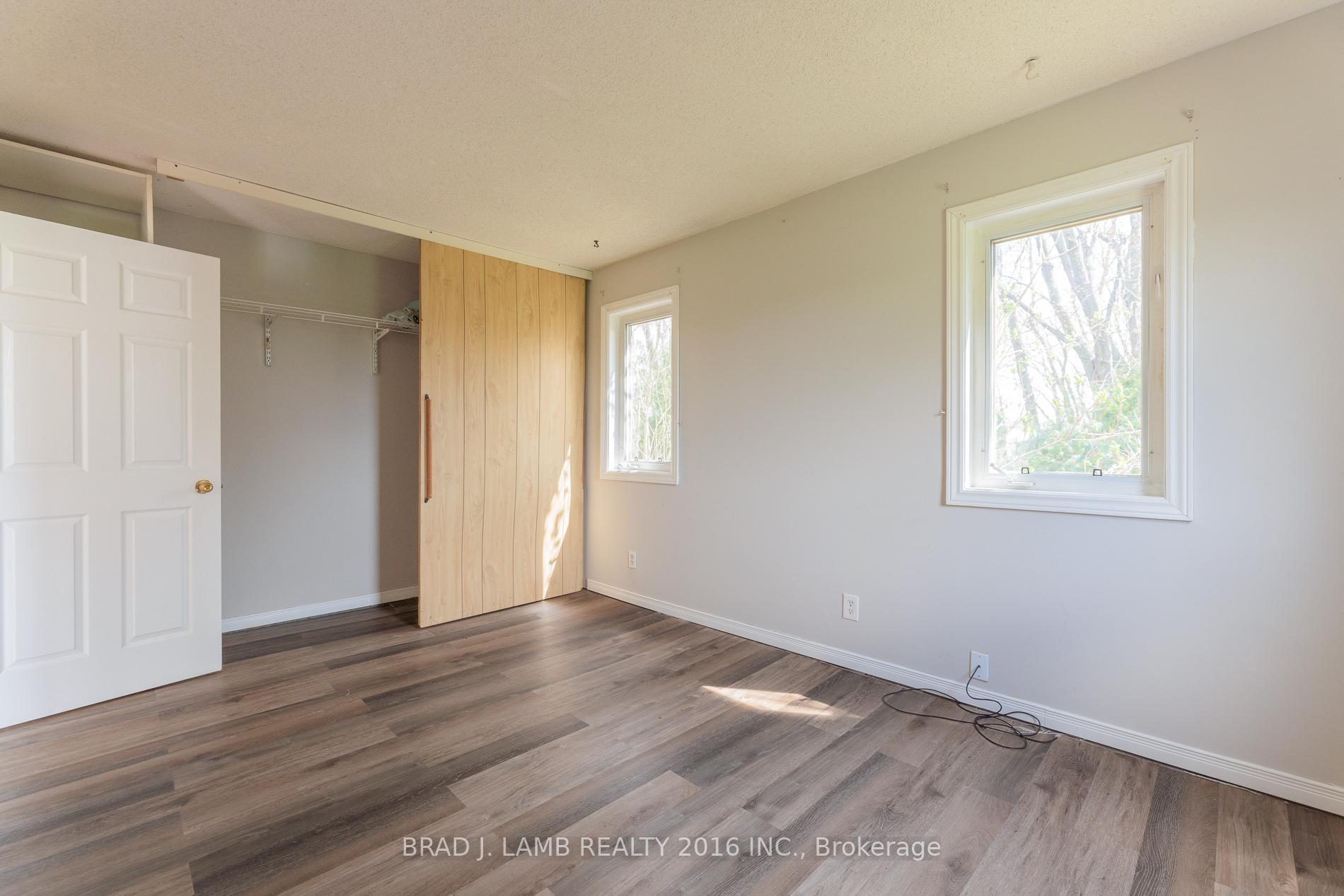 Photo 3 of 18585 Keele Street, King, Rural King — HOMEH