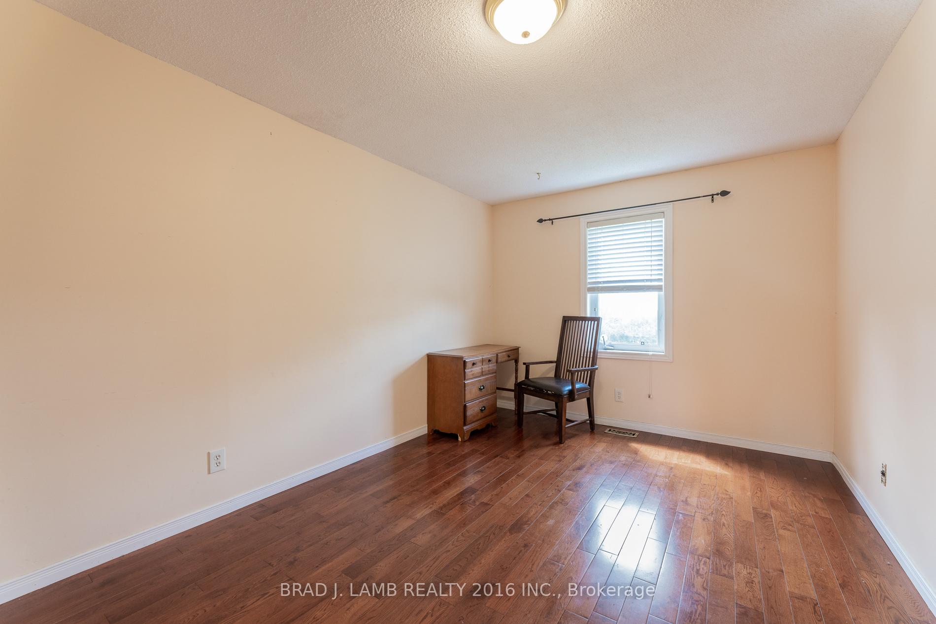 Photo 13 of 18585 Keele Street, King, Rural King — HOMEH